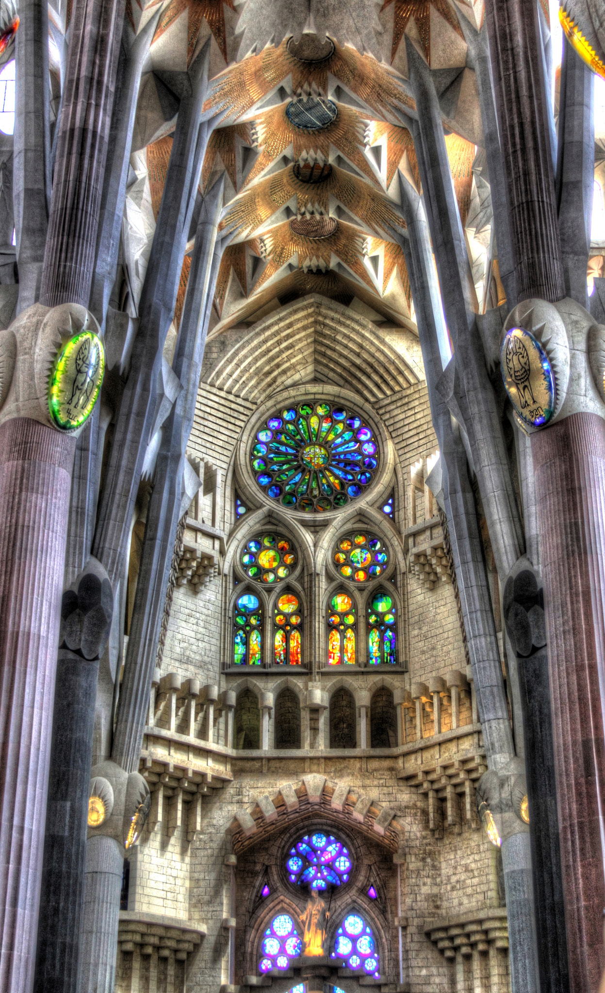 Canon EF-S 18-55mm F3.5-5.6 II sample photo. La sagrada familia photography