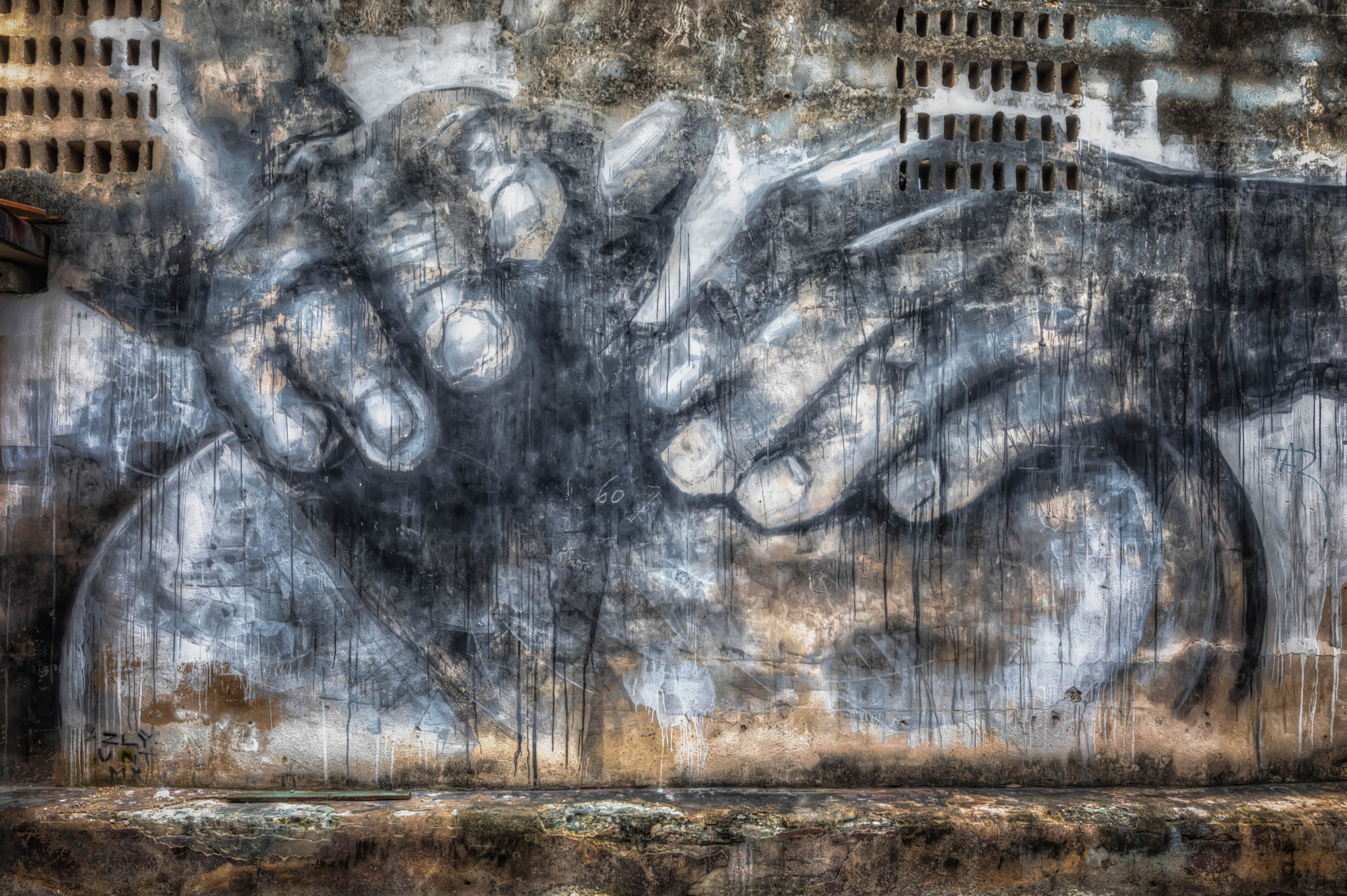 Canon EF 300mm f/2.8L sample photo. Streetart photography