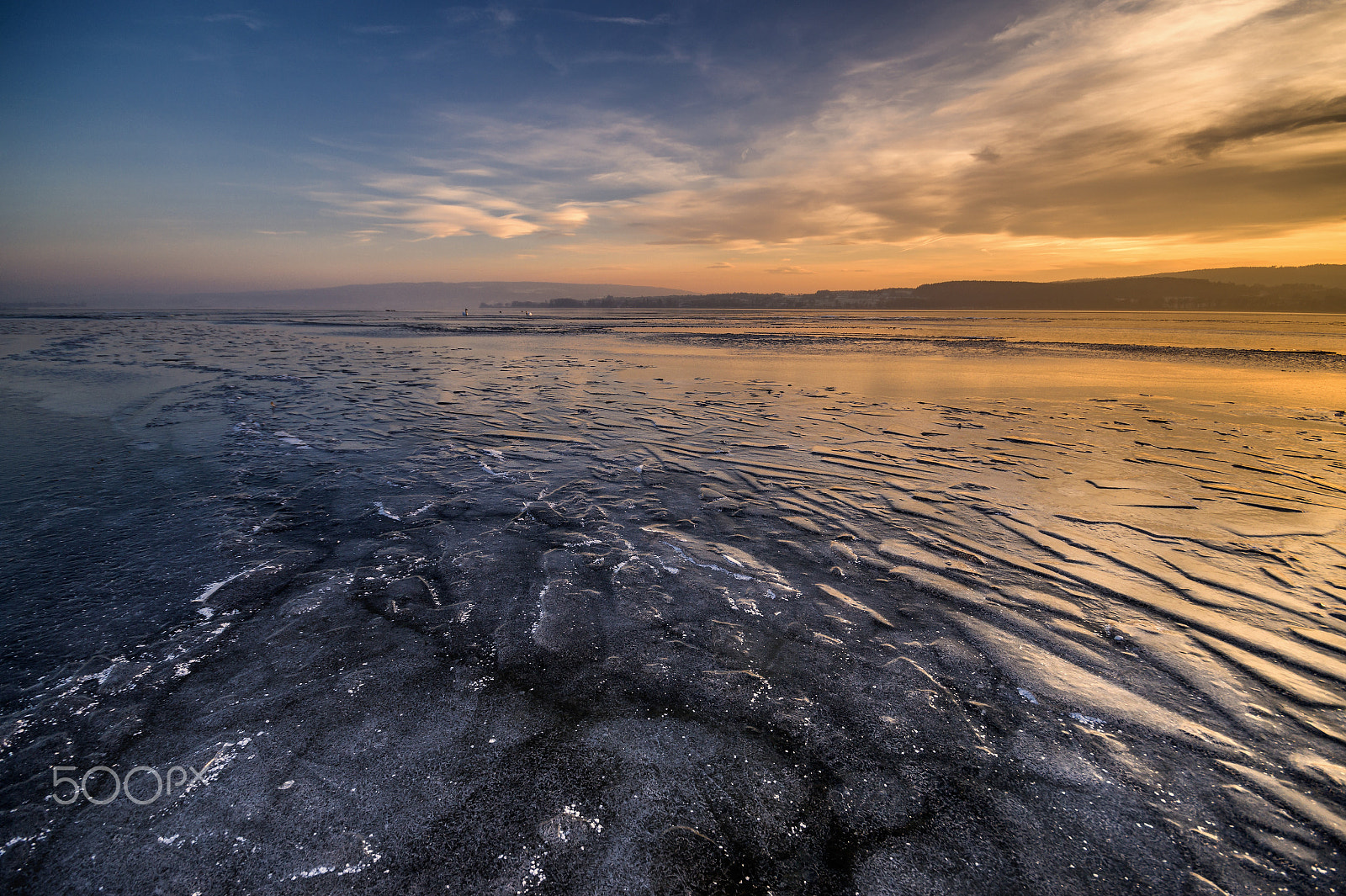 Sony SLT-A58 + Sigma AF 10-20mm F4-5.6 EX DC sample photo. Frozen lake sundown photography