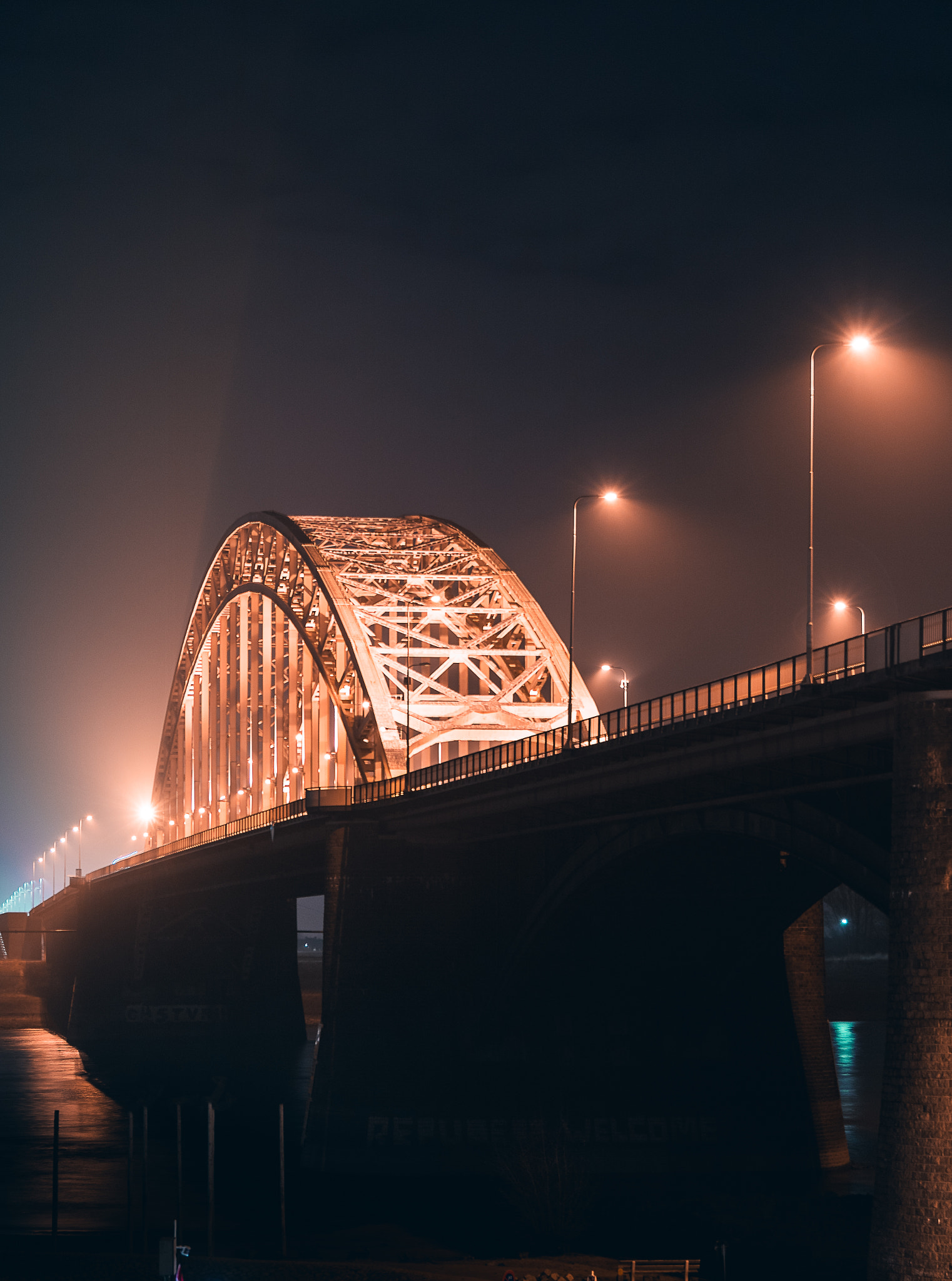 Canon EOS 750D (EOS Rebel T6i / EOS Kiss X8i) sample photo. Nijmegen waalbrug photography