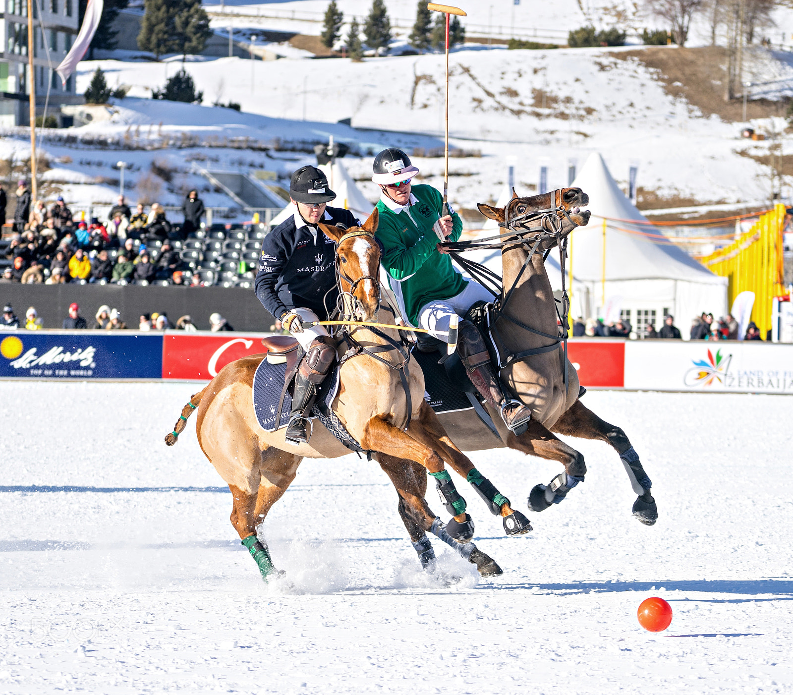 Sony a7 + Sony FE 70-200mm F4 G OSS sample photo. Polo on snow st. moritz photography