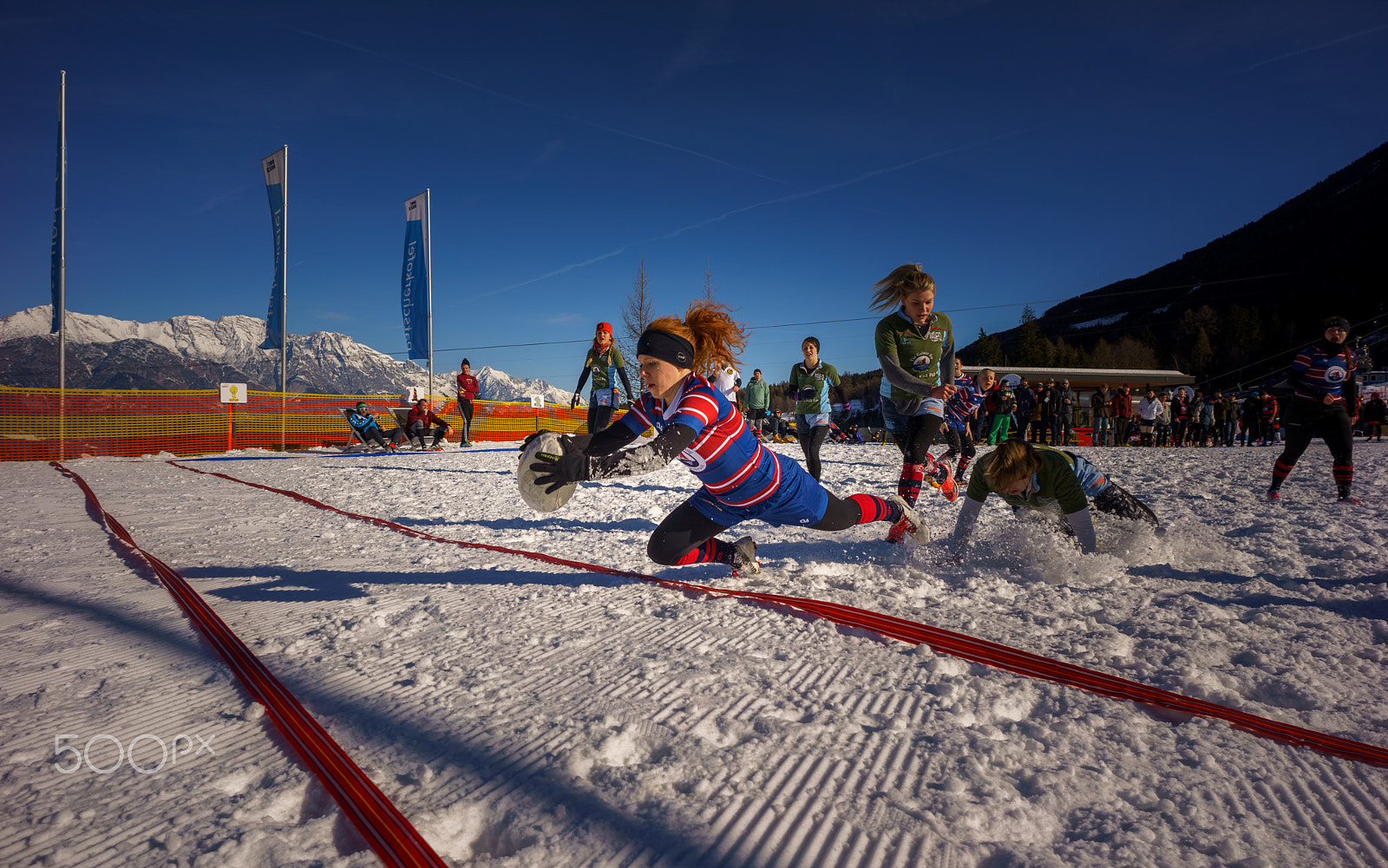 Sony a7R + E 21mm F2.8 sample photo. Snowrugby innsbruck photography