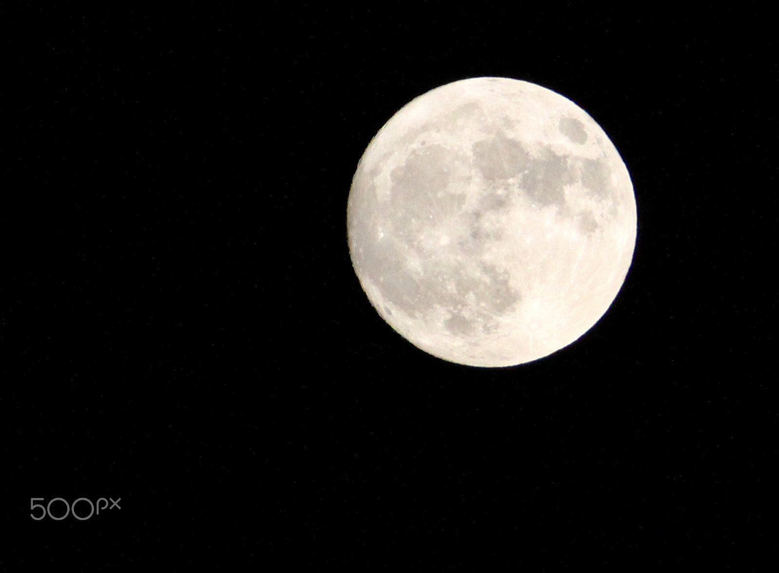 Canon EF 70-200mm F2.8L IS USM sample photo. Super moon photography