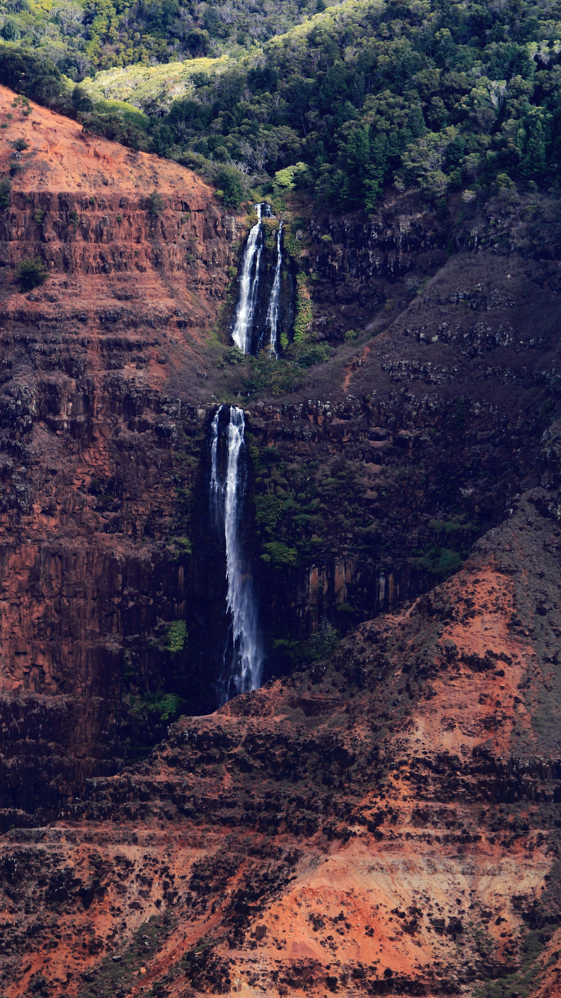Canon EF 100-400mm F4.5-5.6L IS USM sample photo. Waipo'o falls photography