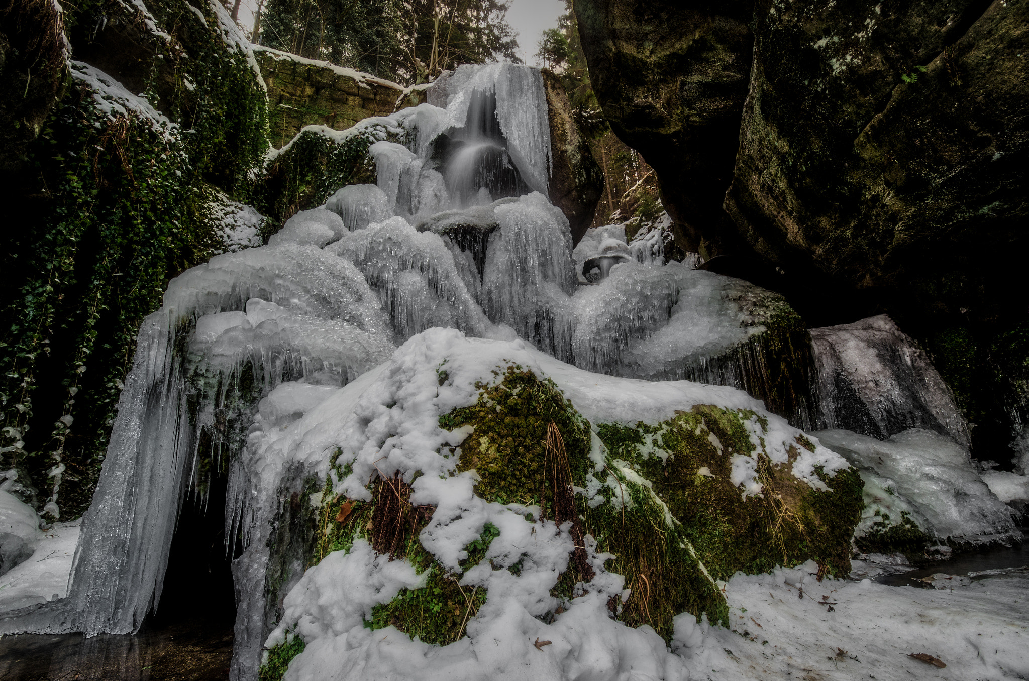 Samyang 14mm F2.8 ED AS IF UMC sample photo. Frozen photography
