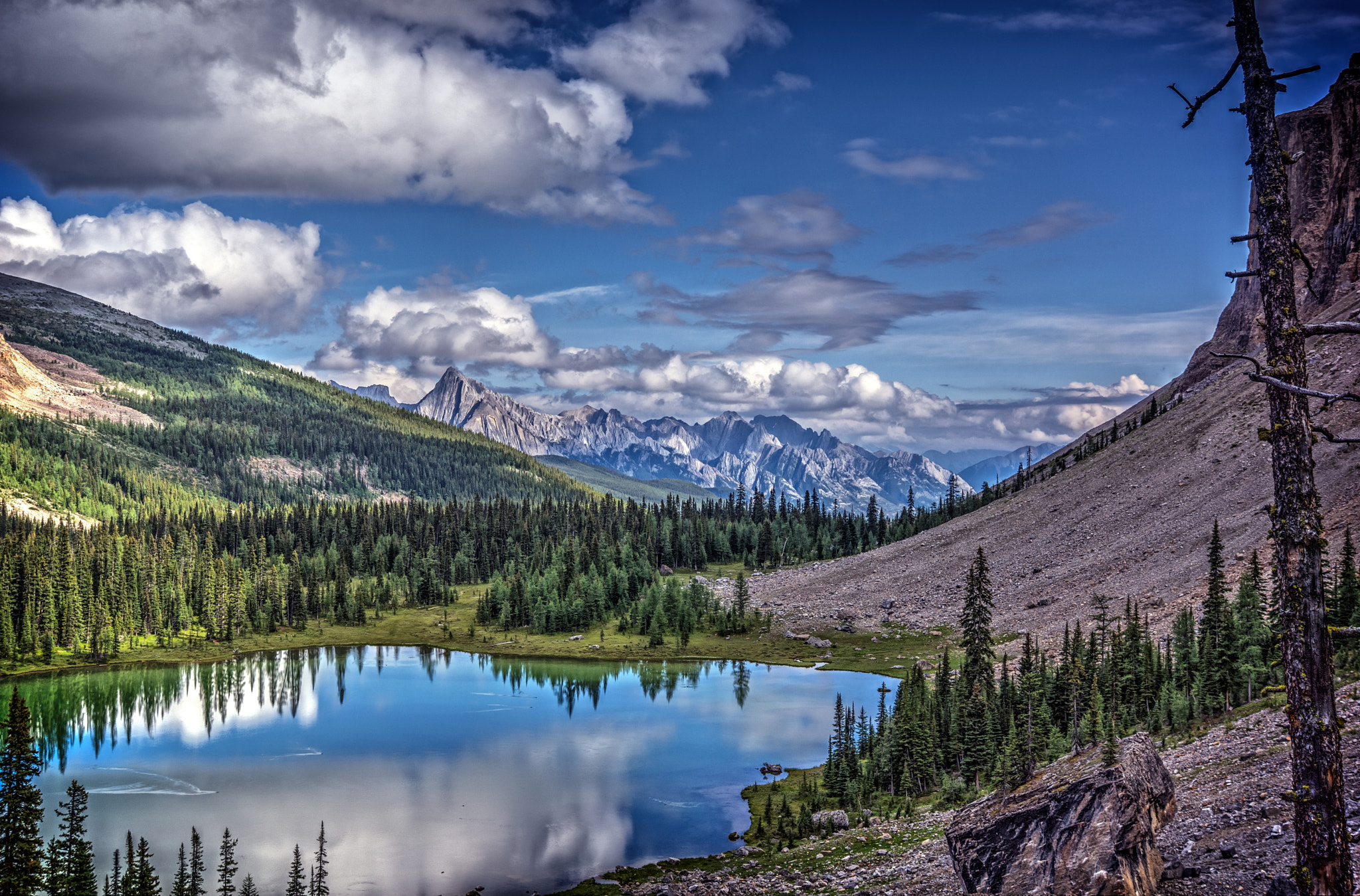 Sony SLT-A77 sample photo. Rockbound lake photography
