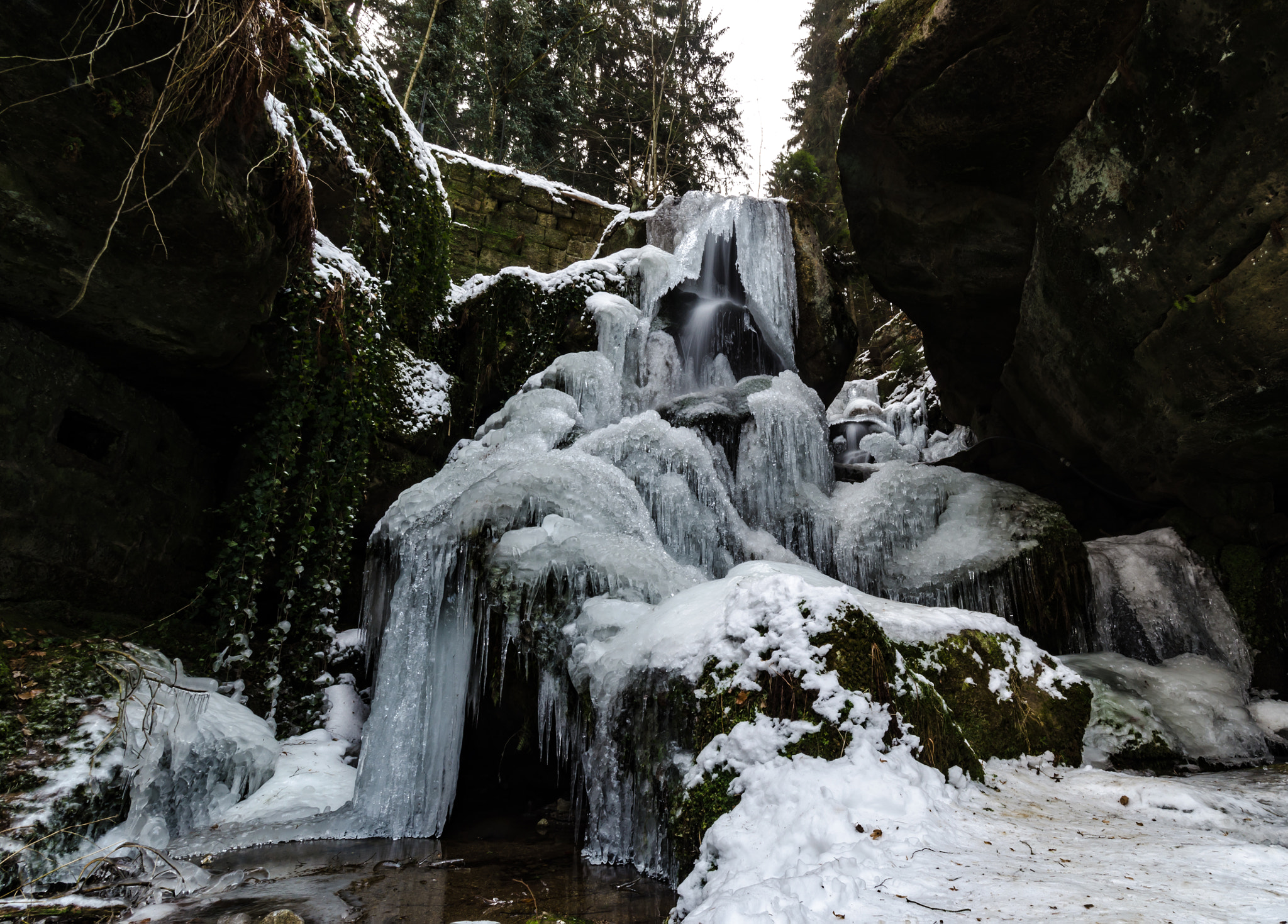 Samyang 14mm F2.8 ED AS IF UMC sample photo. Frozen photography