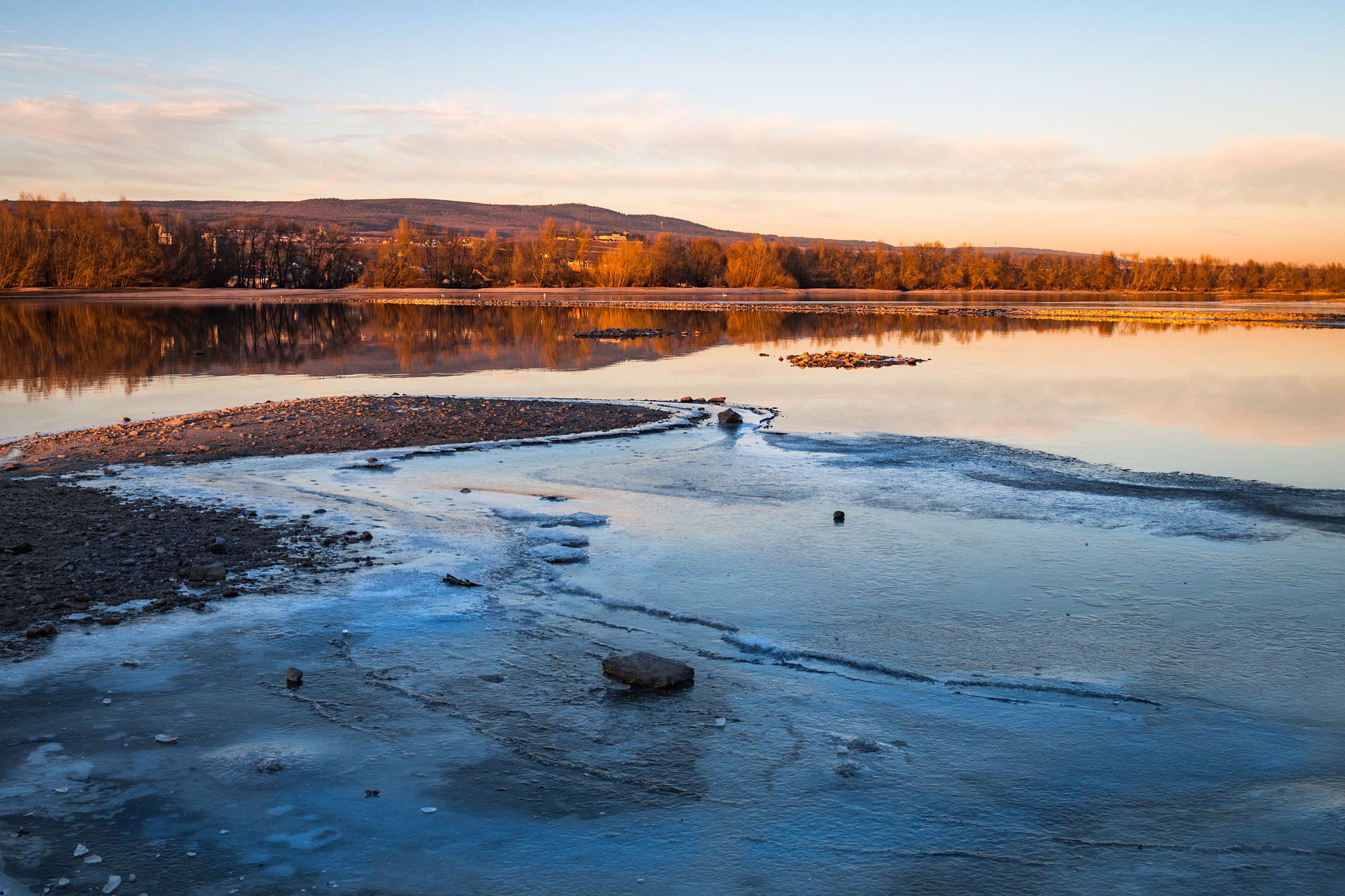 Canon EF 24-105mm F3.5-5.6 IS STM sample photo. Rheinaue ice iv photography