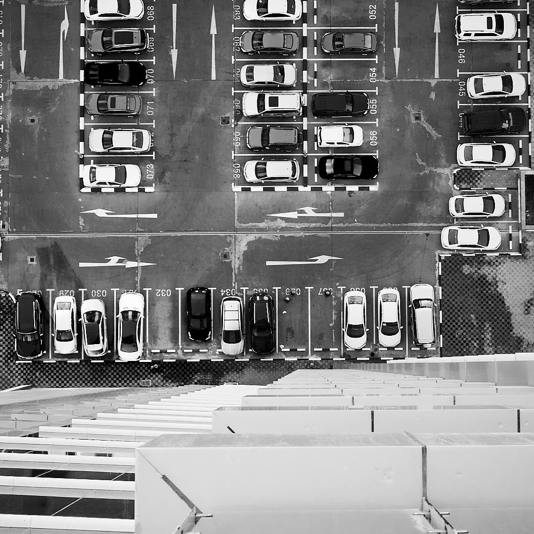 Sony Alpha NEX-3N + Sony E 35mm F1.8 OSS sample photo. Geometric parking lots photography