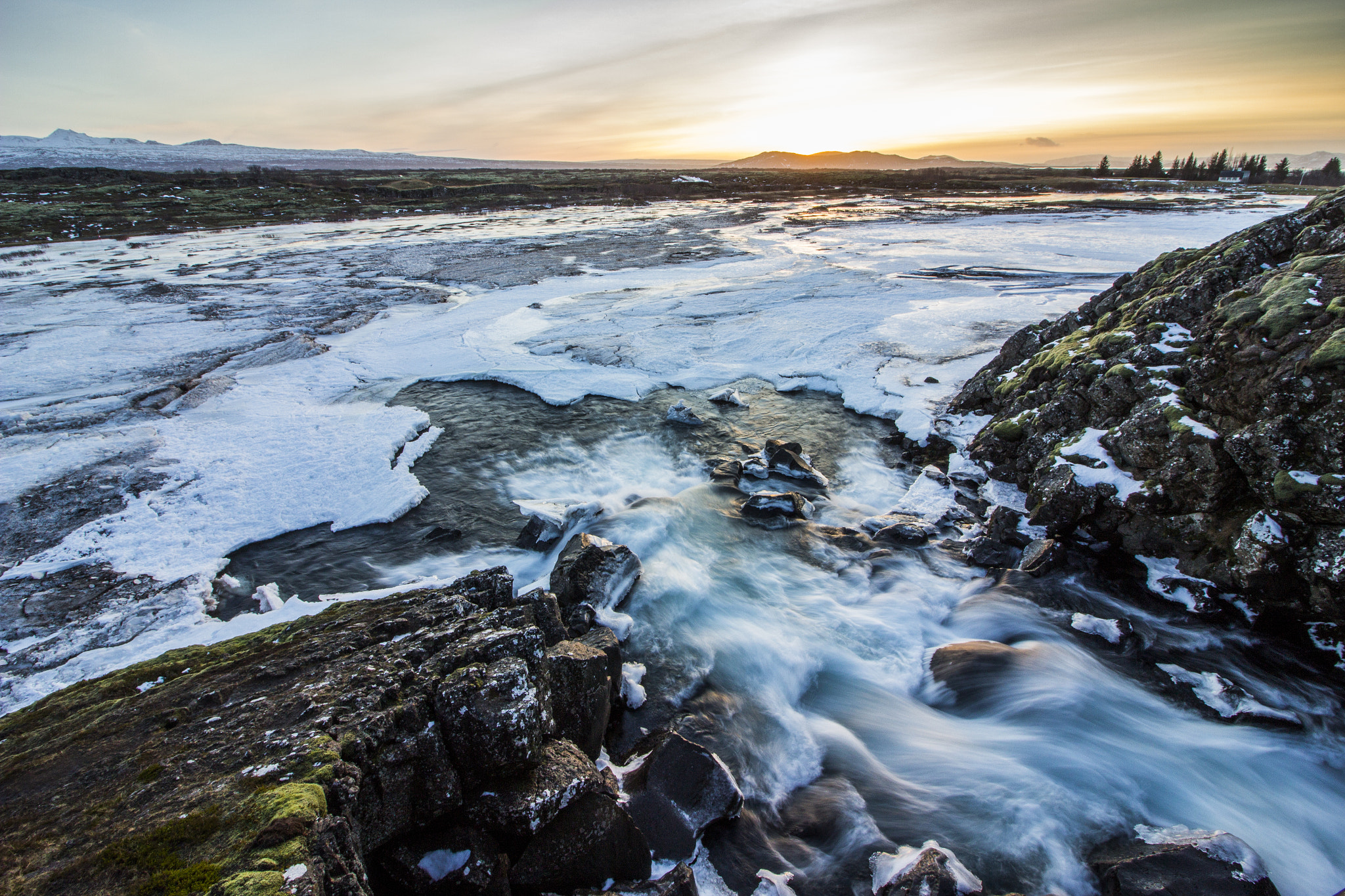 Canon EOS 1200D (EOS Rebel T5 / EOS Kiss X70 / EOS Hi) sample photo. Iceland golden circle photography