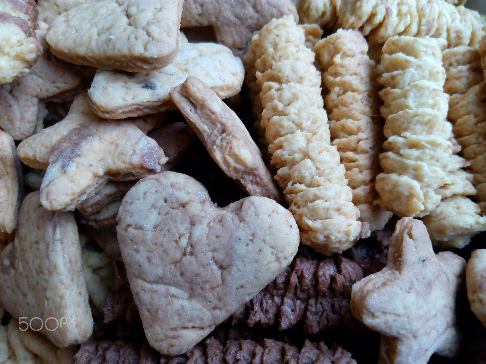 Homemade white chocolate and shortbread cookies