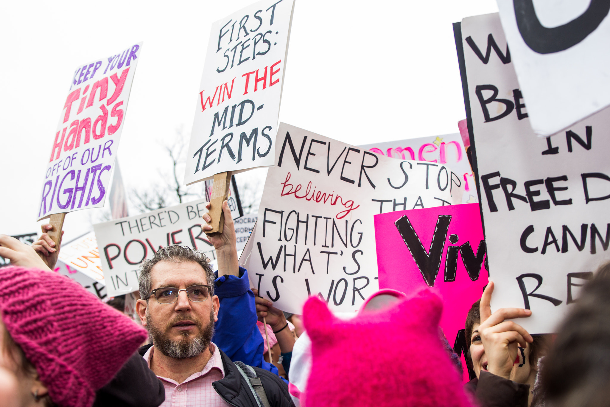 Canon EOS 60D + Sigma 24-70mm F2.8 EX DG Macro sample photo. Women's march washington photography