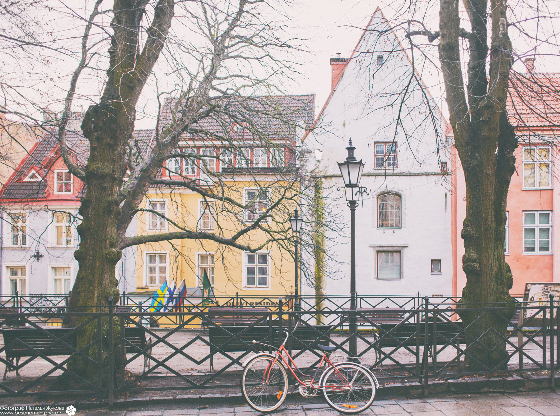 Canon EF 28mm F1.8 USM sample photo. Winter tallinn photography