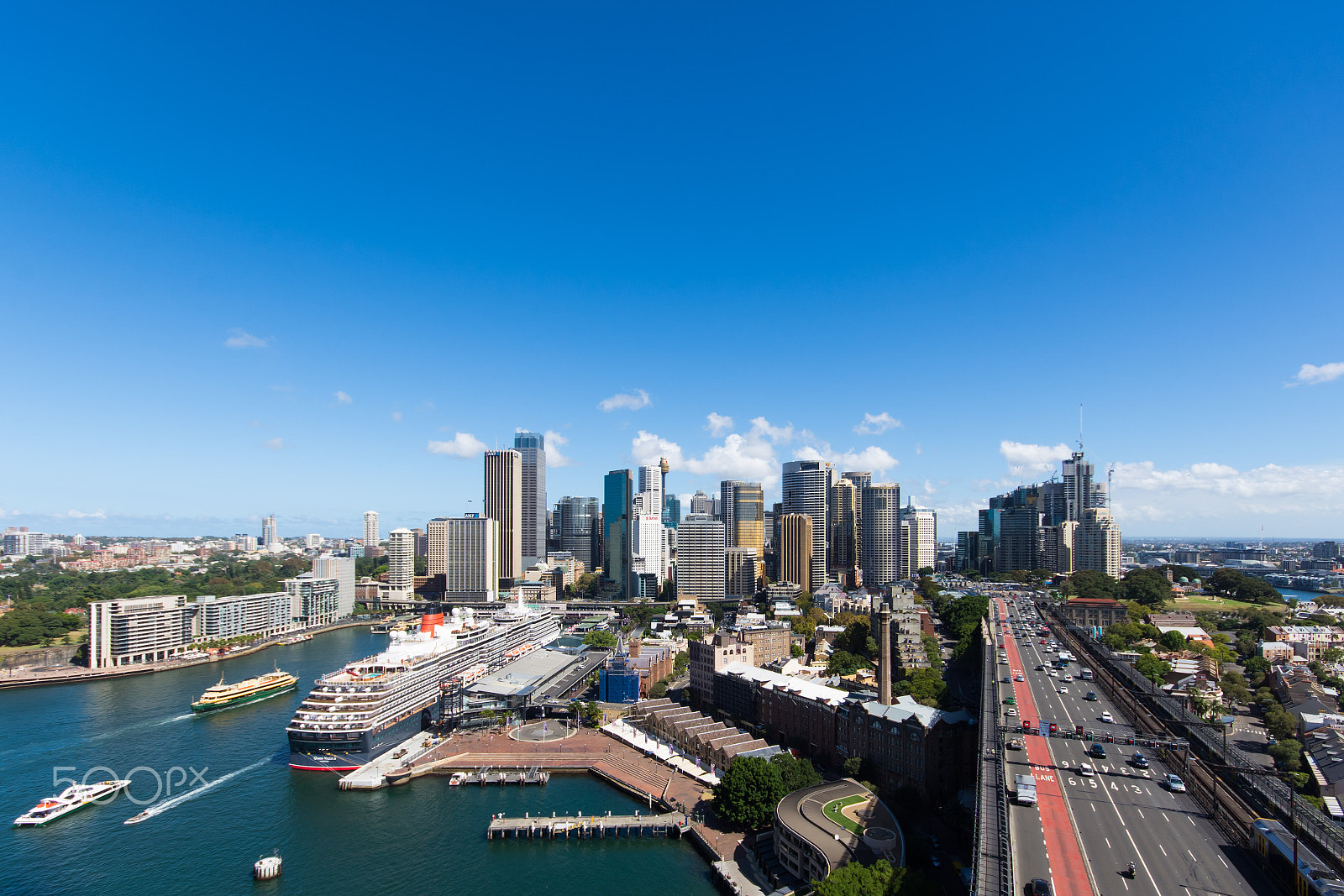 Sigma 10-20mm F4-5.6 EX DC HSM sample photo. Sydney circular quay photography