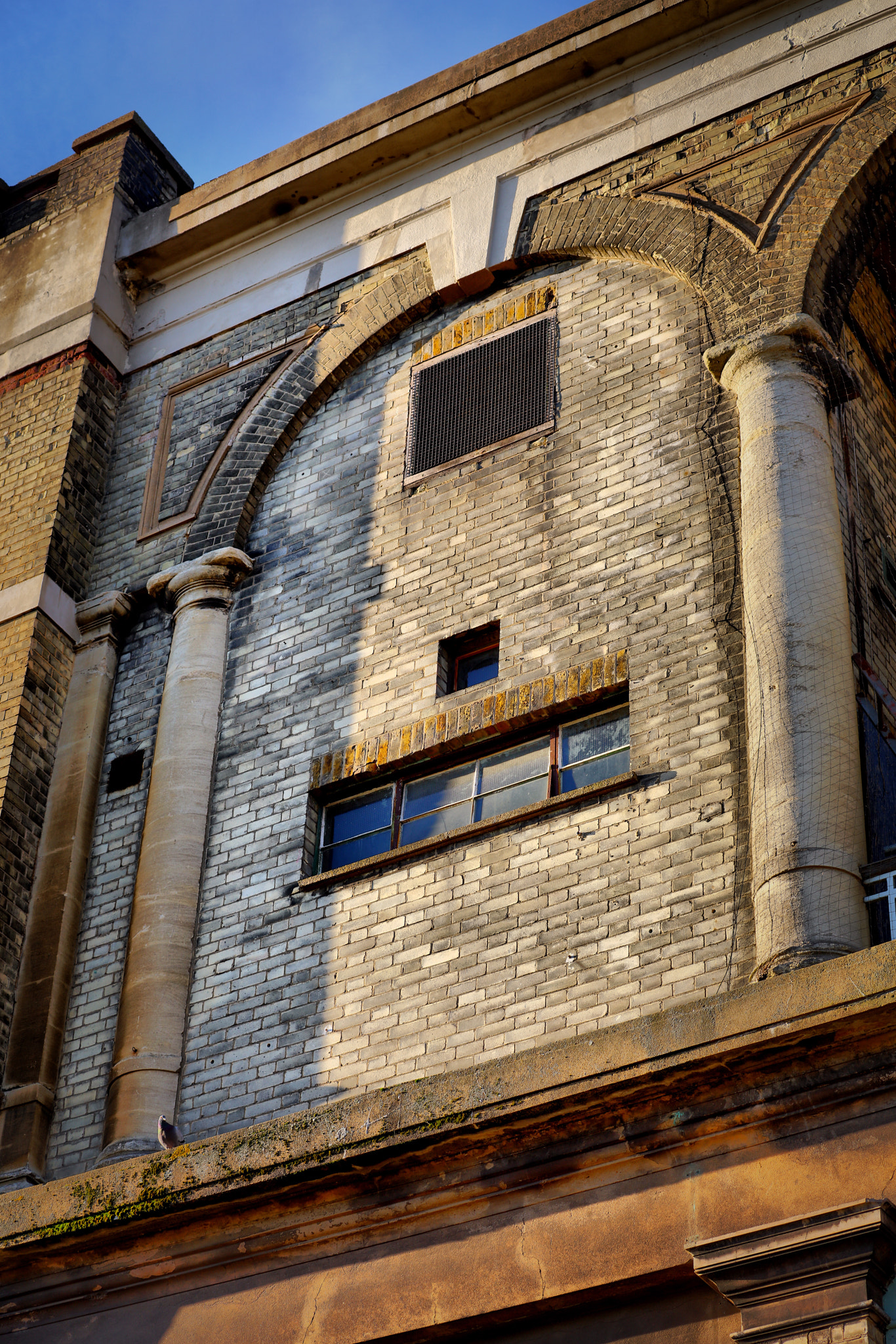 Canon EF 70-300mm F4-5.6L IS USM sample photo. Alexandra palace restoration photography