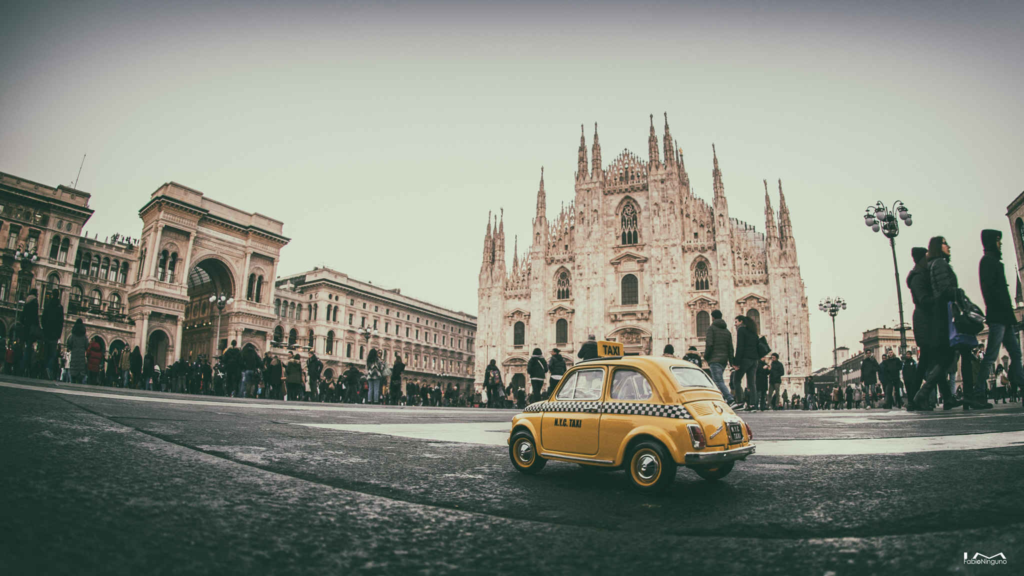 Nikon AF DX Fisheye-Nikkor 10.5mm F2.8G ED sample photo. 500 in milan photography
