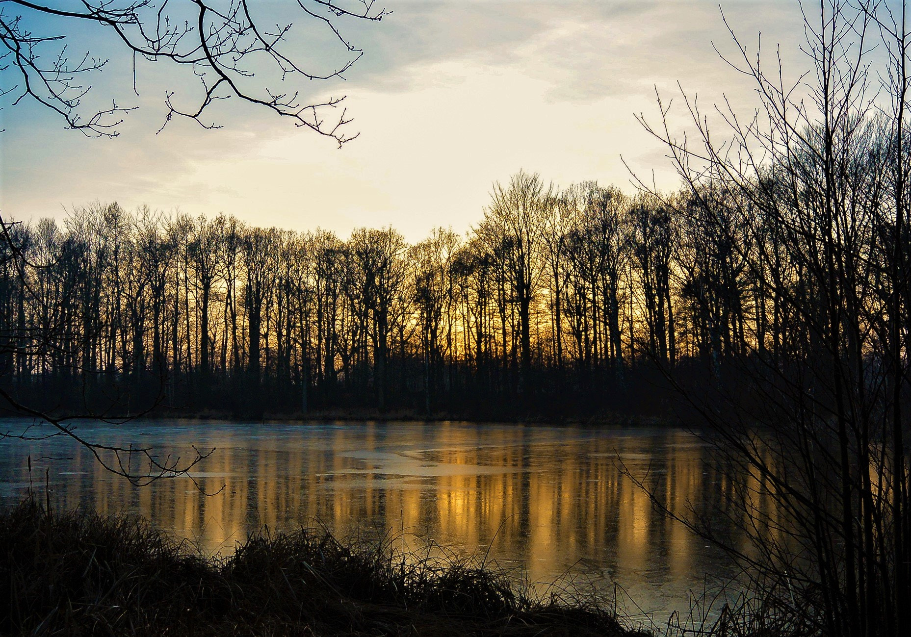 Nikon 1 S1 sample photo. Sunset in the lake... photography