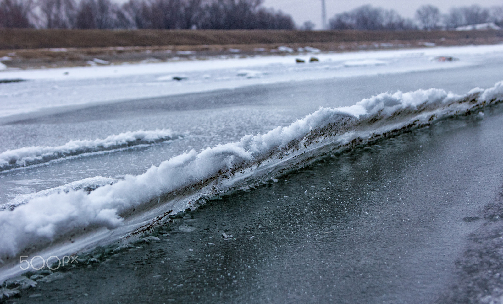 Canon EF-S 18-55mm F3.5-5.6 II sample photo. Winter wave photography