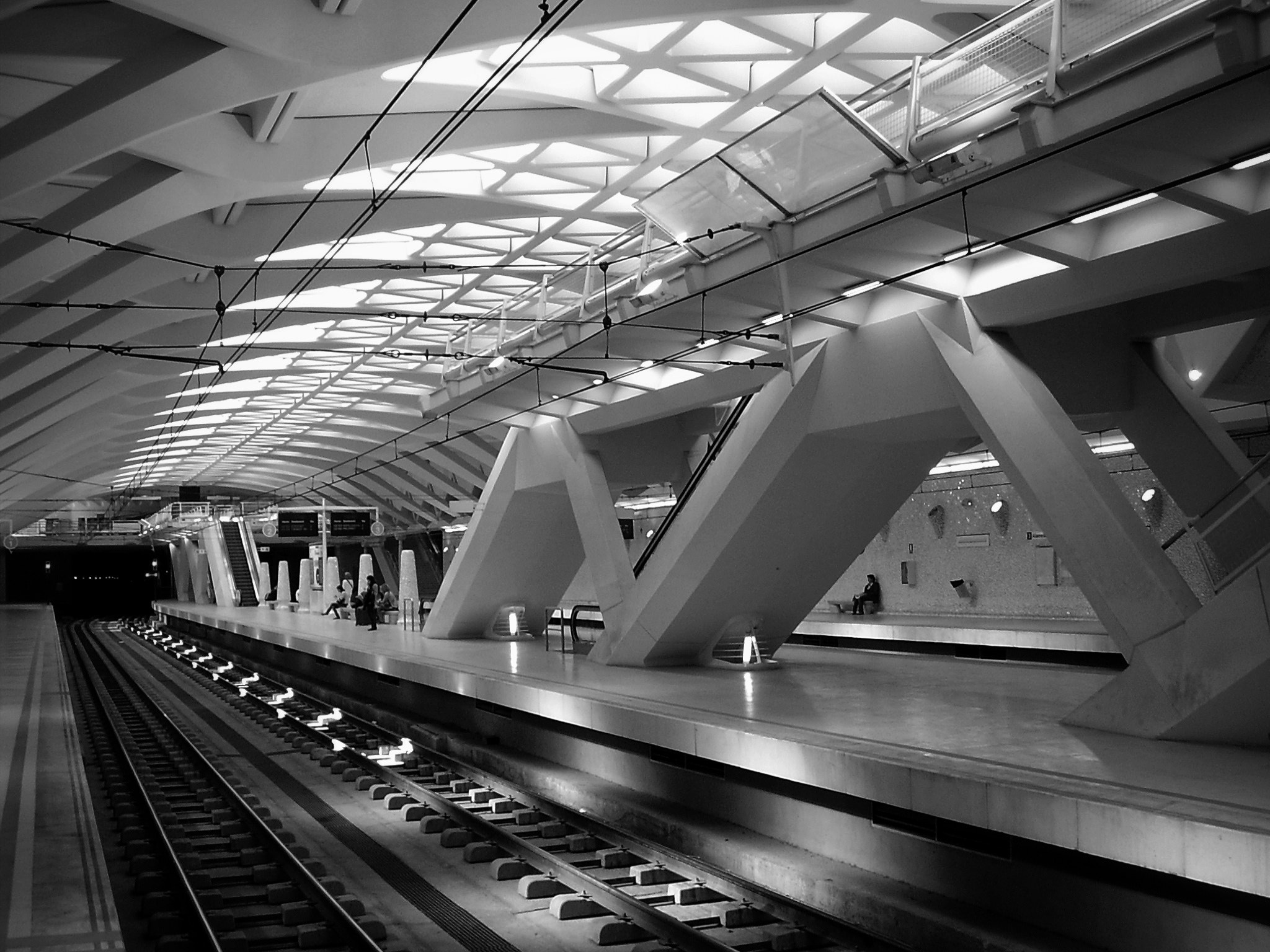 Olympus X450,D535Z,C370Z sample photo. Metro alameda, valencia photography
