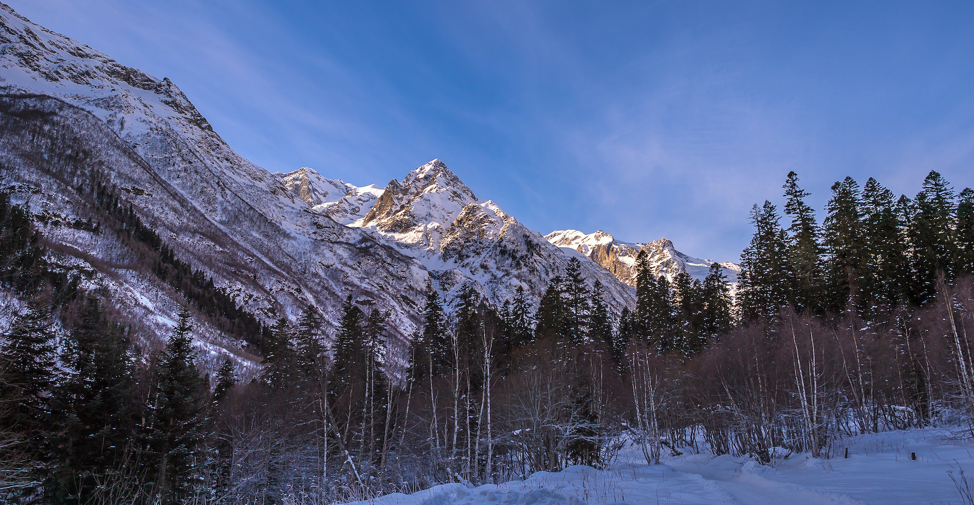 Nikon AF-S Nikkor 24mm F1.4G ED sample photo. Пики Домбая photography