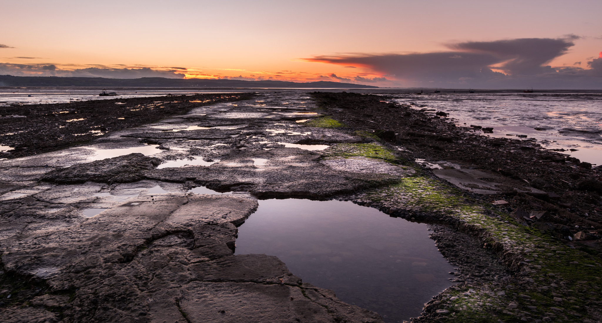 Nikon D5200 + Sigma 10-20mm F3.5 EX DC HSM sample photo. Thursaston sunset photography