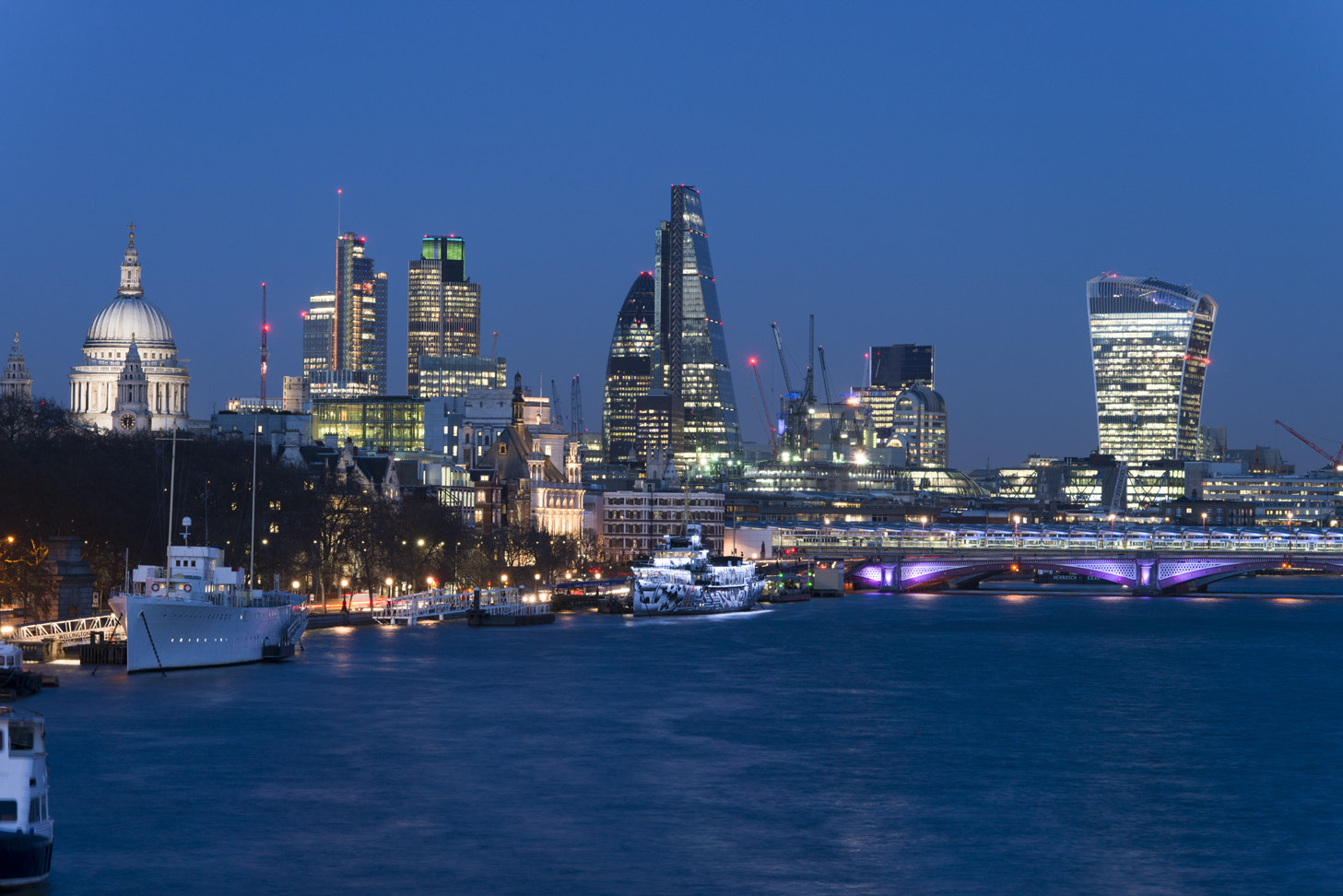 Nikon D800E + Nikon AF Nikkor 105mm F2D DC sample photo. The city, london photography