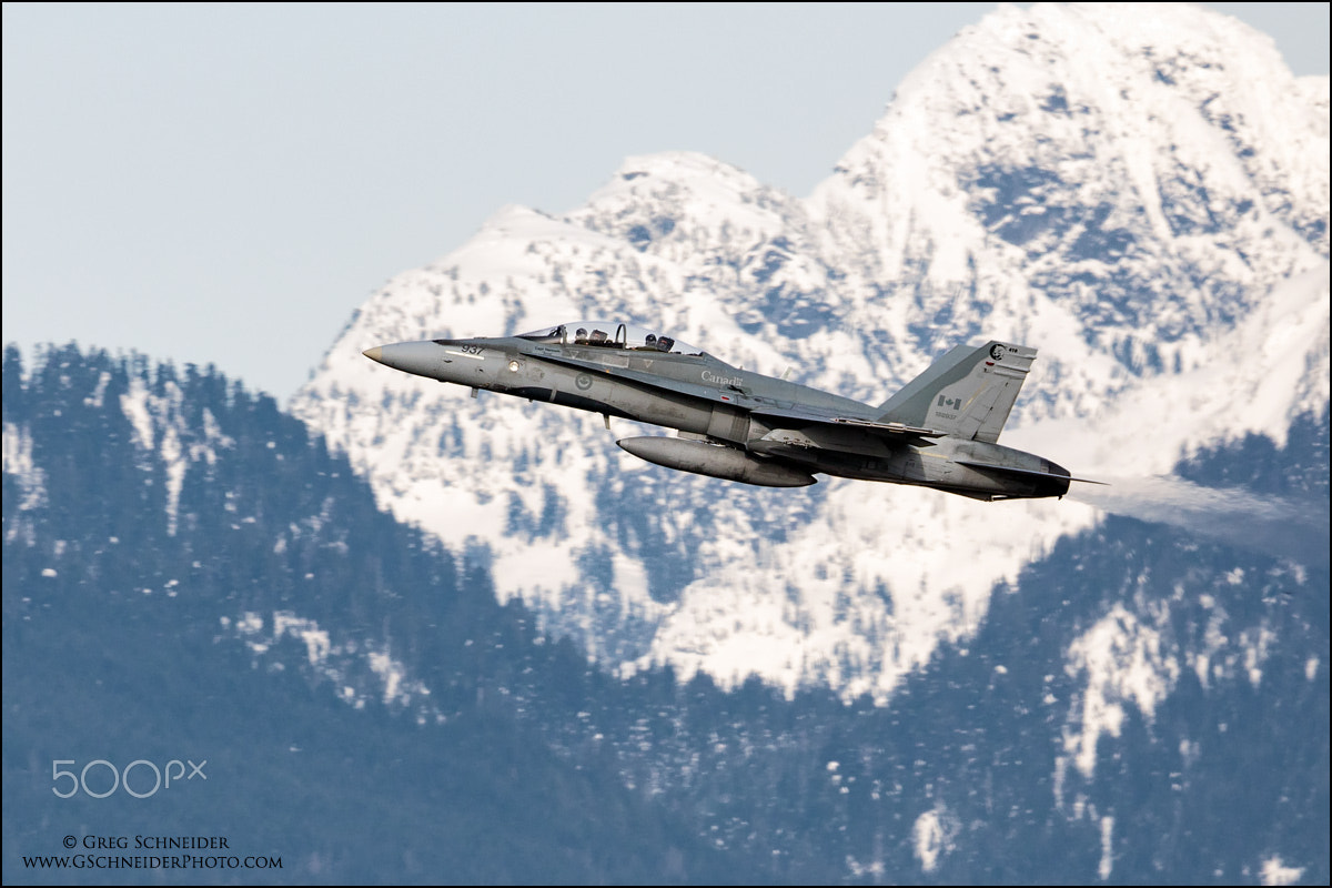 Canon EF 600mm F4L IS II USM sample photo. Rcaf cf-18 north shore mountains #4 photography