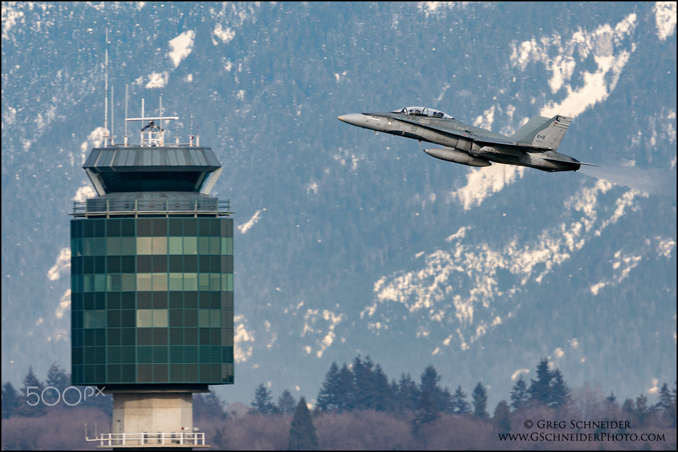 Canon EF 600mm F4L IS II USM sample photo. Rcaf cf-18 control tower pass photography