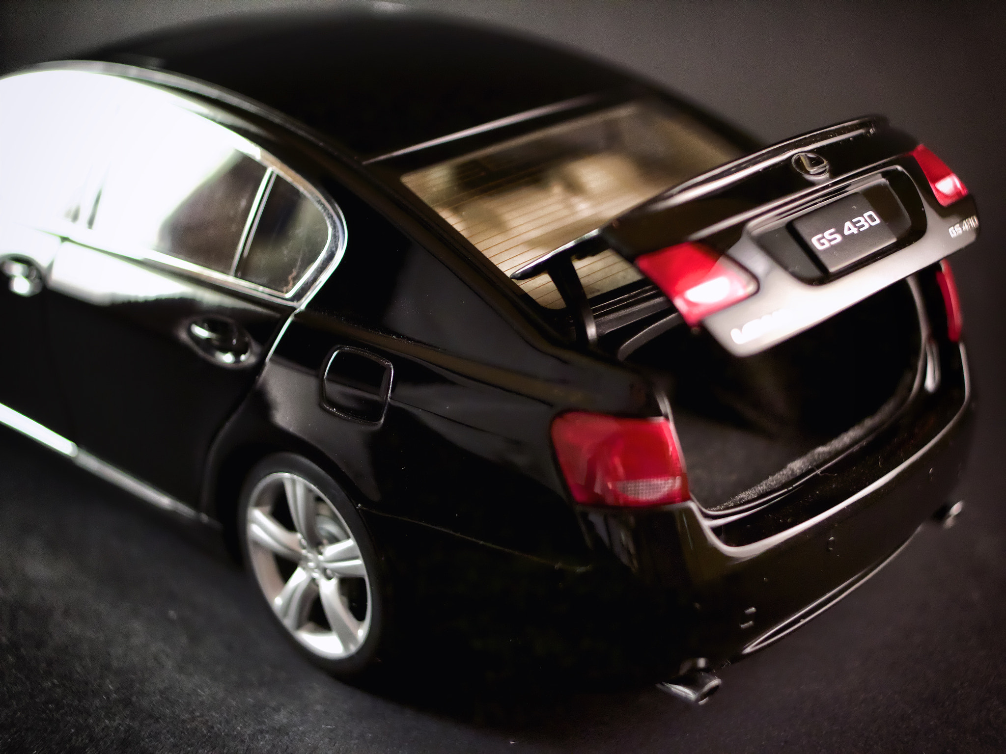 Canon EOS 600D (Rebel EOS T3i / EOS Kiss X5) + Canon EF 28mm F2.8 sample photo. Lexustrunk photography