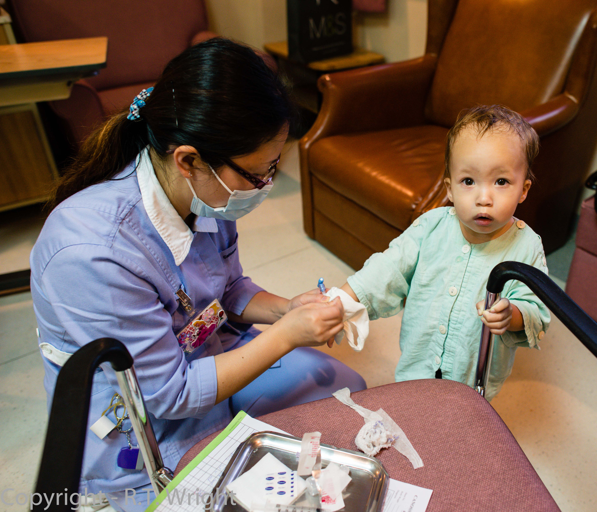 Nikon D800 + Nikon AF-S Nikkor 24mm F1.4G ED sample photo. Hospital visit photography