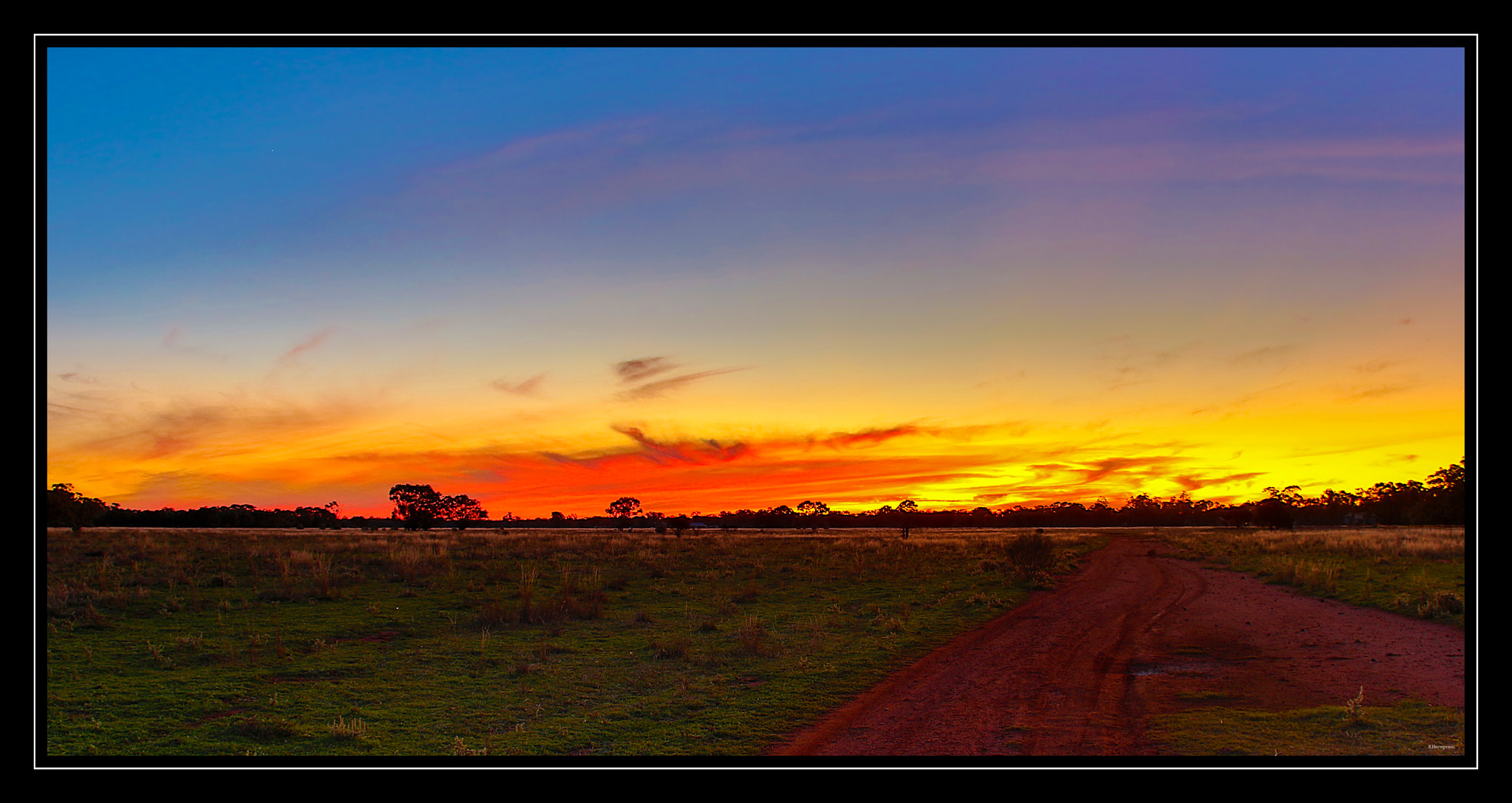 Canon EOS 7D Mark II + Canon EF 15mm F2.8 Fisheye sample photo. Outback. sunset. photography