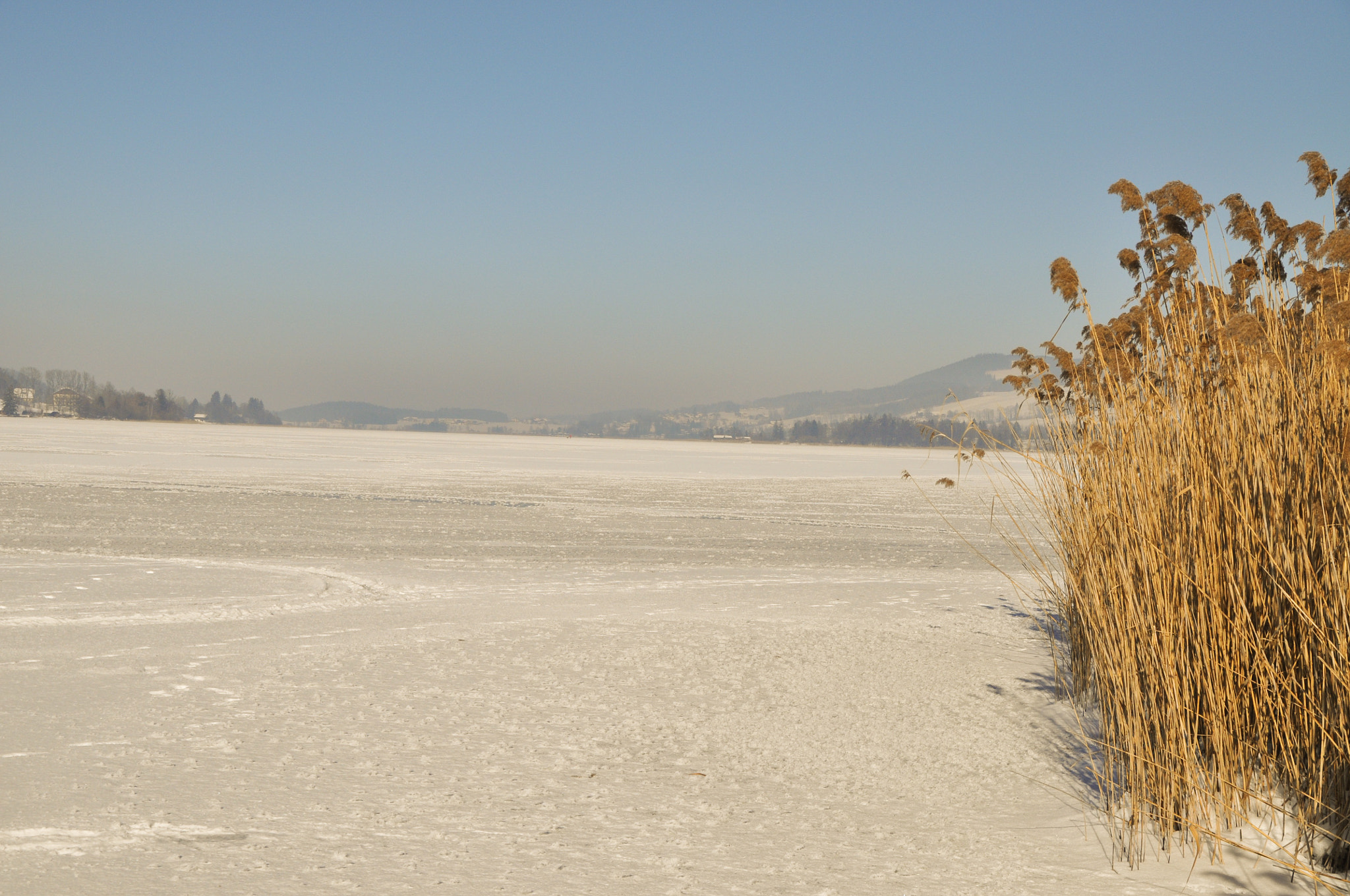 Nikon D5000 + Tamron 18-270mm F3.5-6.3 Di II VC PZD sample photo. Frozen lake - irrsee, austria photography