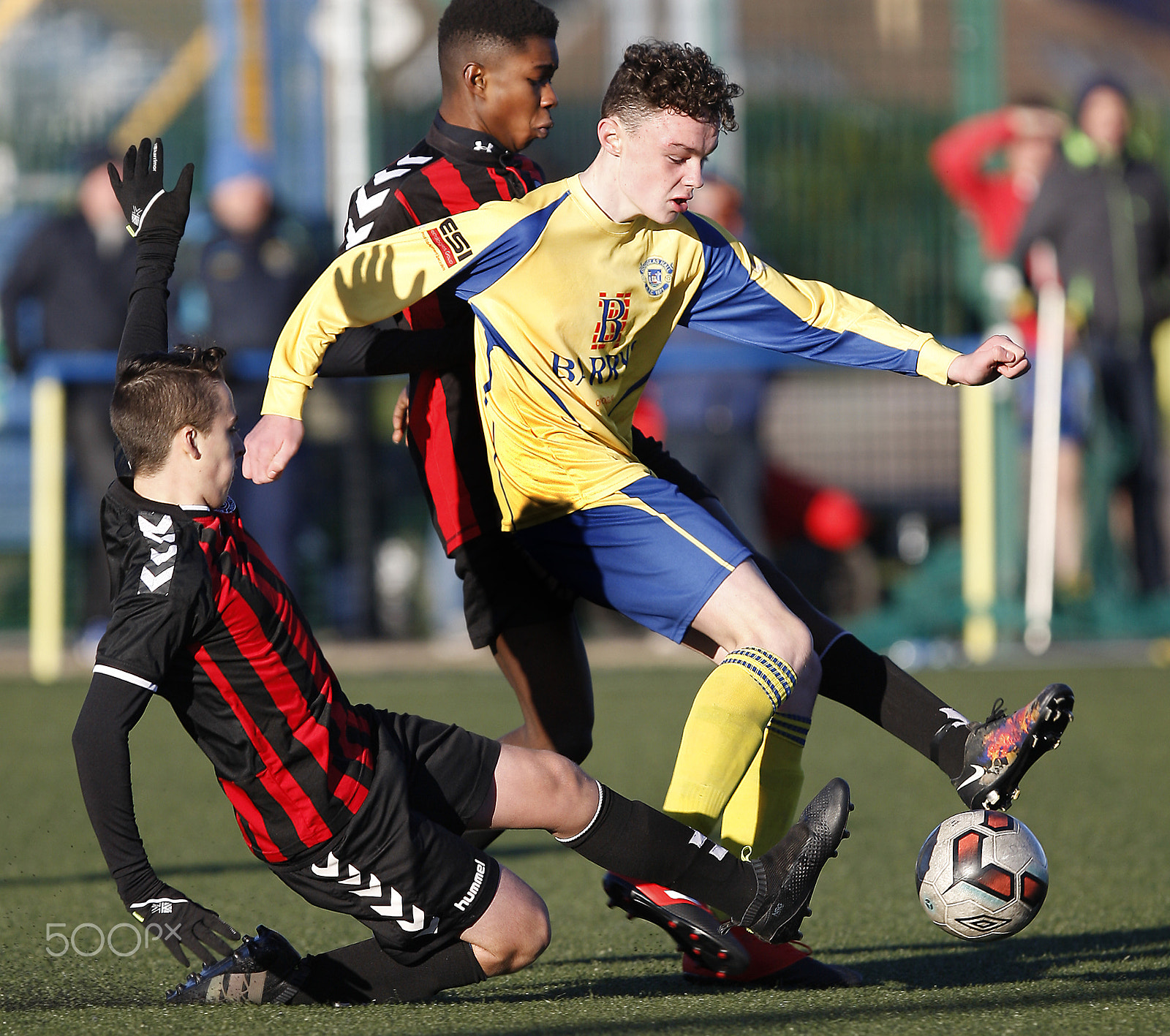 Canon EOS-1D Mark III + Canon EF 300mm F2.8L IS USM sample photo. Irish youth soccer photography