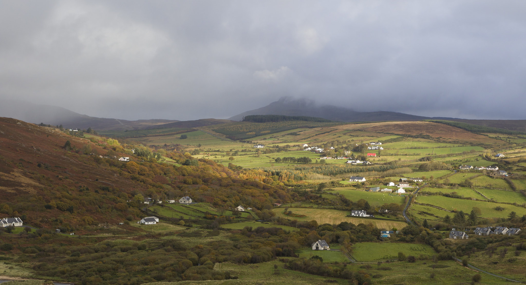Canon EF 17-40mm F4L USM sample photo. Dunree village , ireland photography