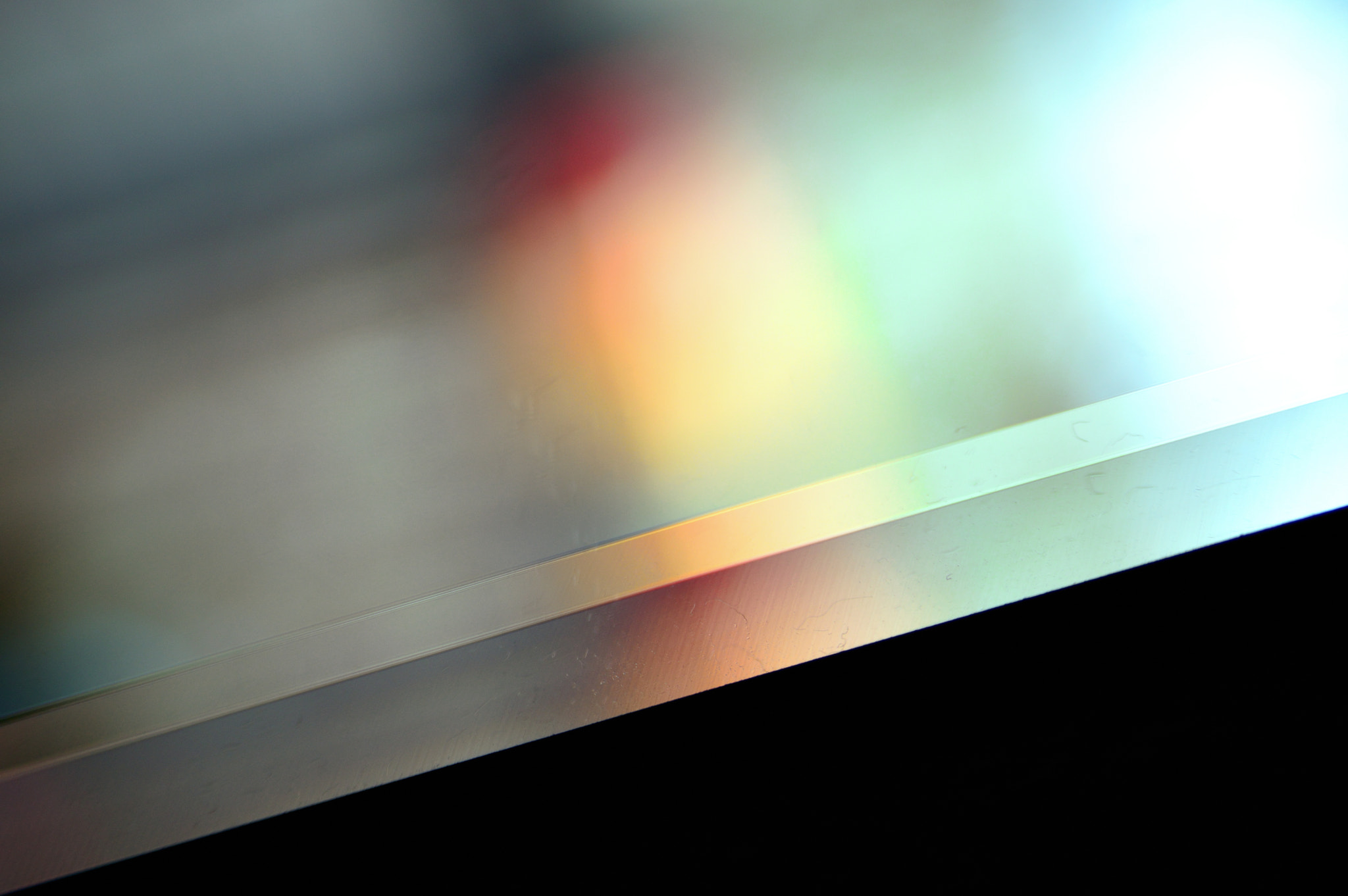 AF Zoom-Nikkor 28-105mm f/3.5-4.5D IF sample photo. Mirror's edge photography