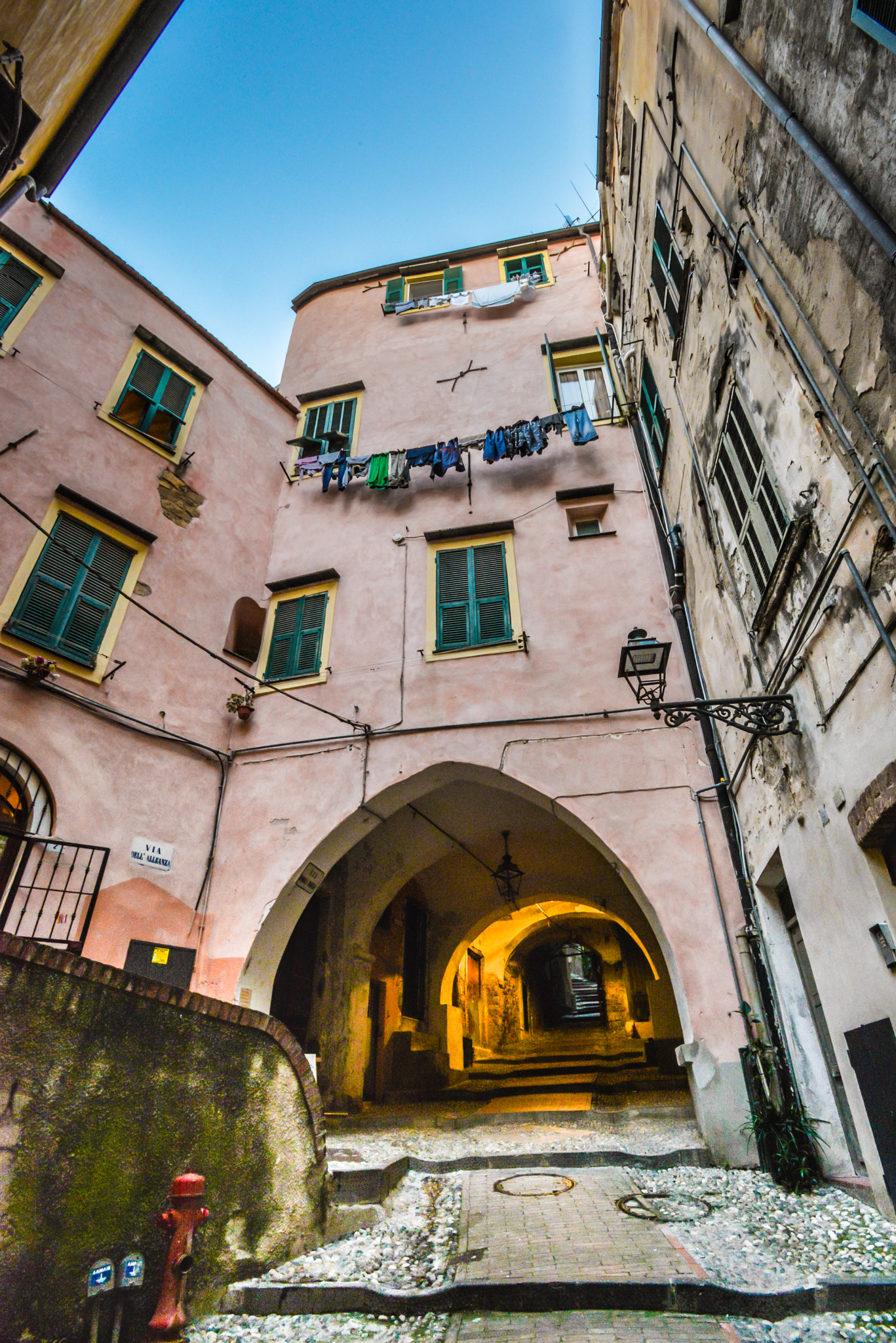 Nikon AF-S Nikkor 17-35mm F2.8D ED-IF sample photo. Sanremo photography