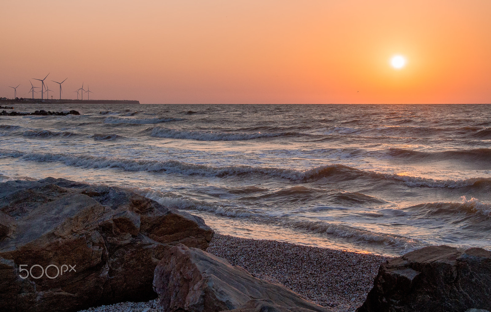 Canon EOS 650D (EOS Rebel T4i / EOS Kiss X6i) + Canon EF 24-105mm F4L IS USM sample photo. Sunrise over the sea of azov photography