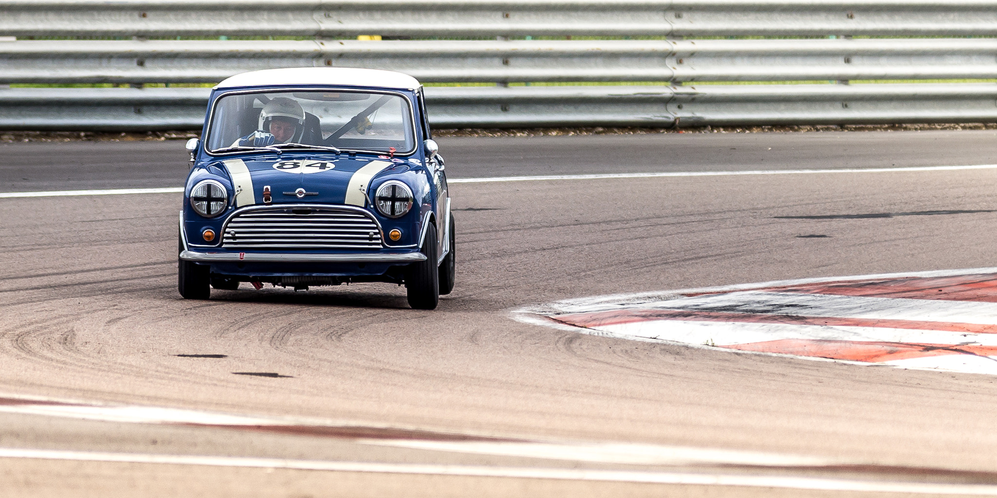 Pentax K-5 sample photo. Morris mini cooper s (1965) photography