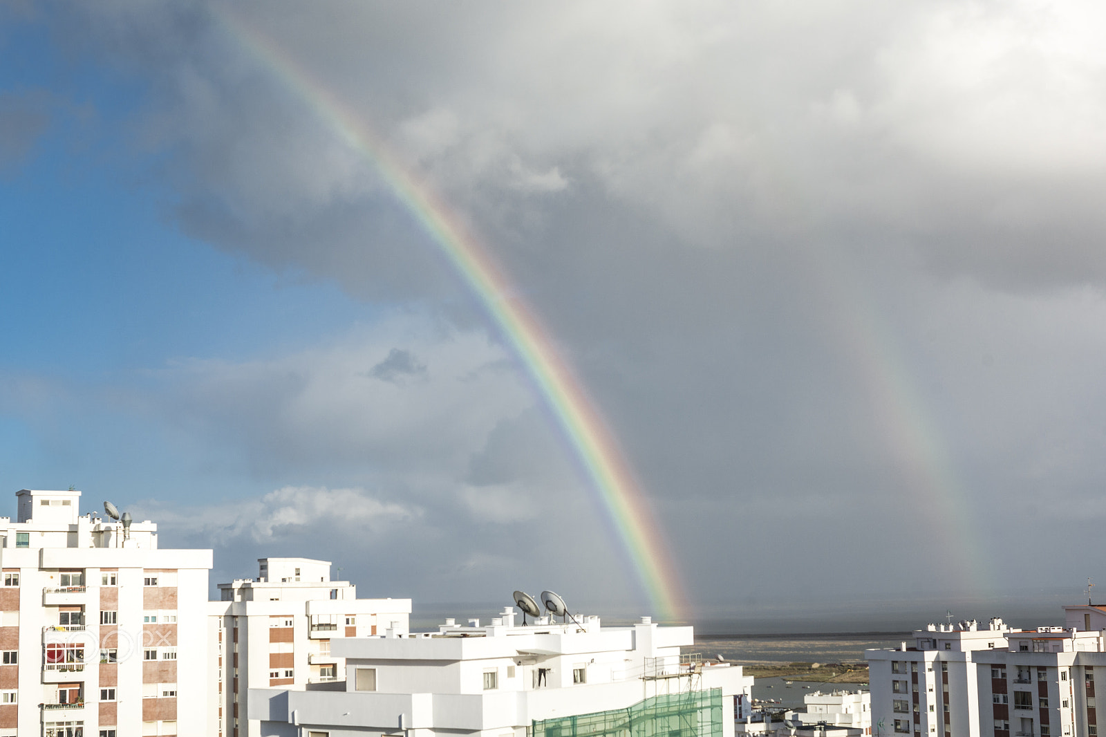 Nikon D7100 + Sigma 30mm F1.4 EX DC HSM sample photo. Rainbow in winter photography