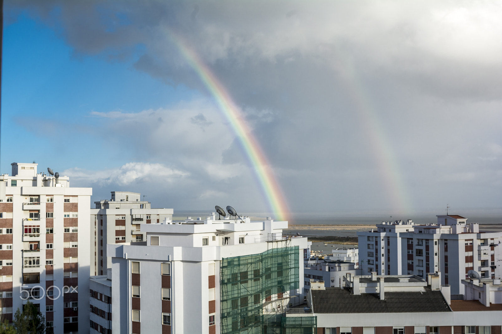 Nikon D7100 + Sigma 30mm F1.4 EX DC HSM sample photo. Rainbow in winter photography