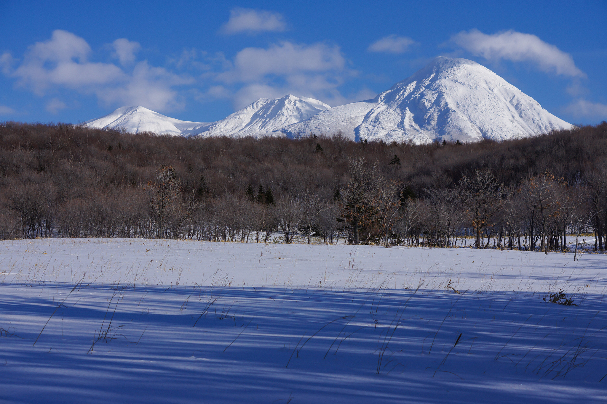 Sony Alpha NEX-7 + E 50mm F1.8 OSS sample photo. Three mountains photography