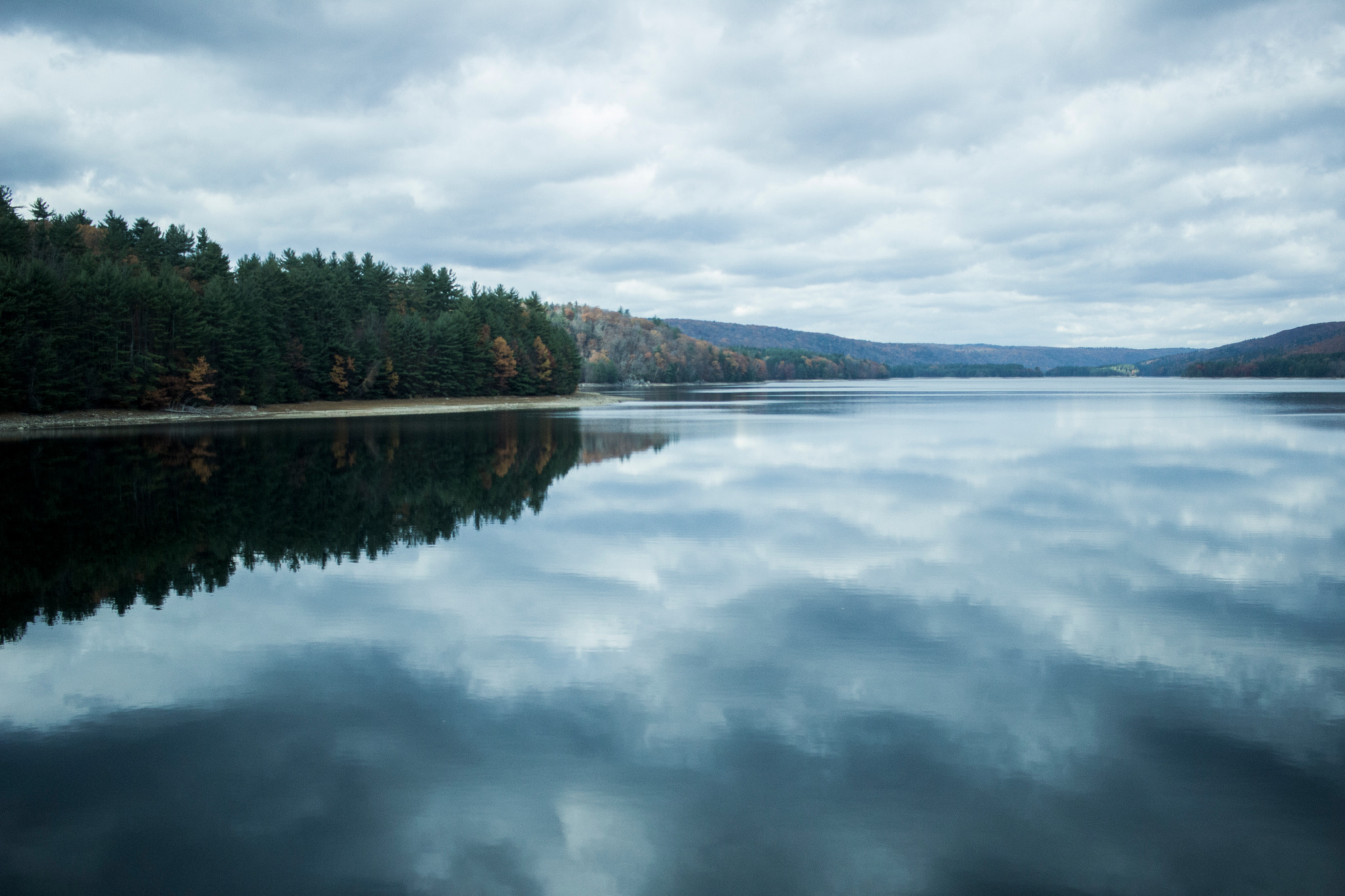 Canon EF-S 24mm F2.8 STM sample photo. Pic photography