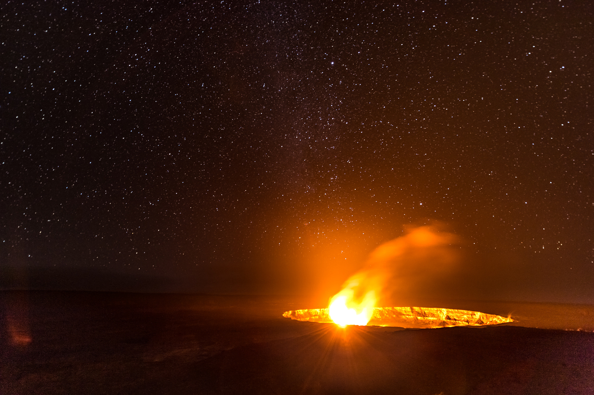 Nikon D4 sample photo. Kīlauea stars photography