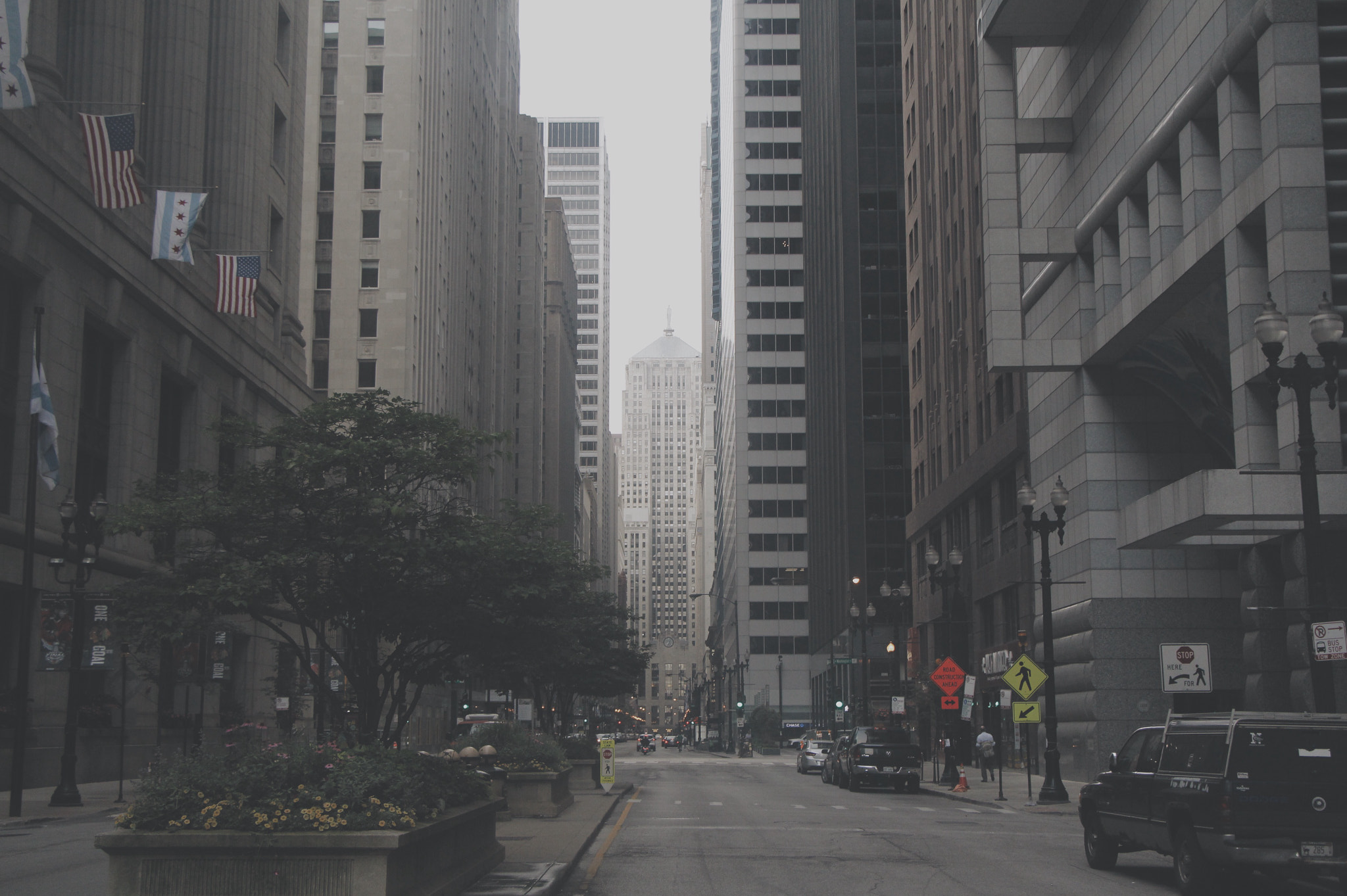 Canon EOS 650D (EOS Rebel T4i / EOS Kiss X6i) sample photo. City travails photography