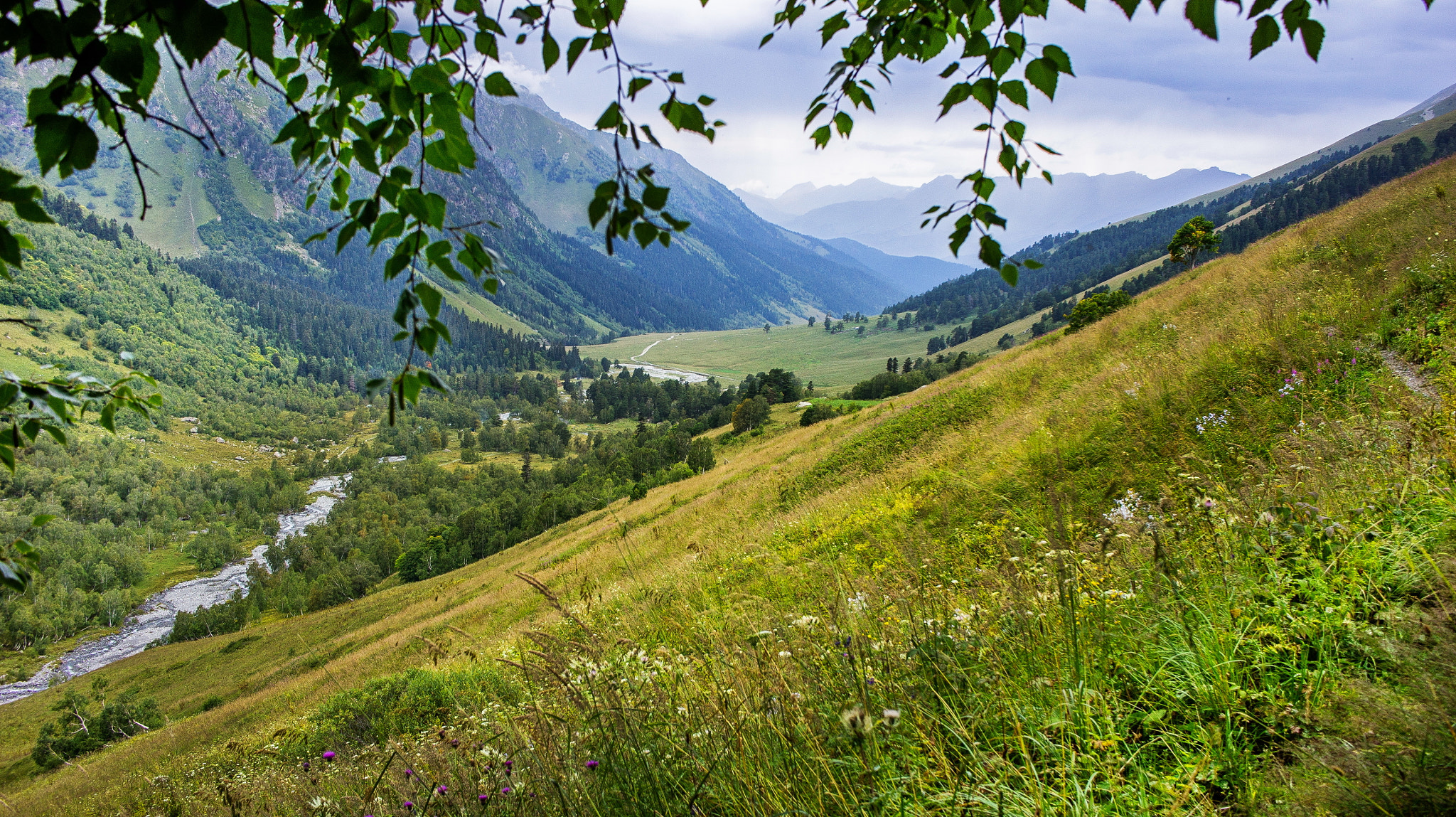 Sony E 20mm F2.8 sample photo. Кавказ. Архыз, Софийская долина. kavkaz. photography