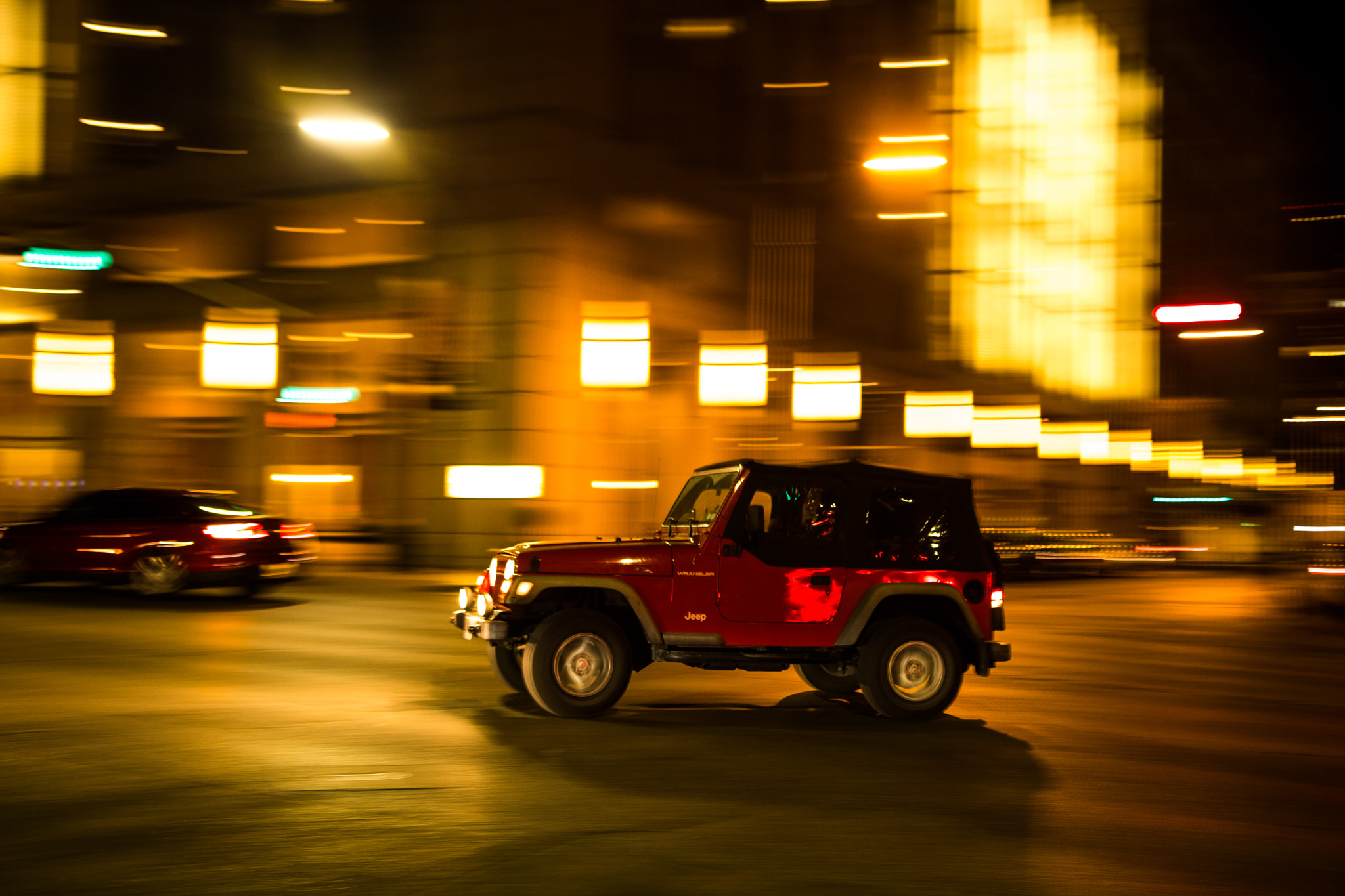 Nikon D500 + Sigma 18-35mm F1.8 DC HSM Art sample photo. Austin congress avenue photography