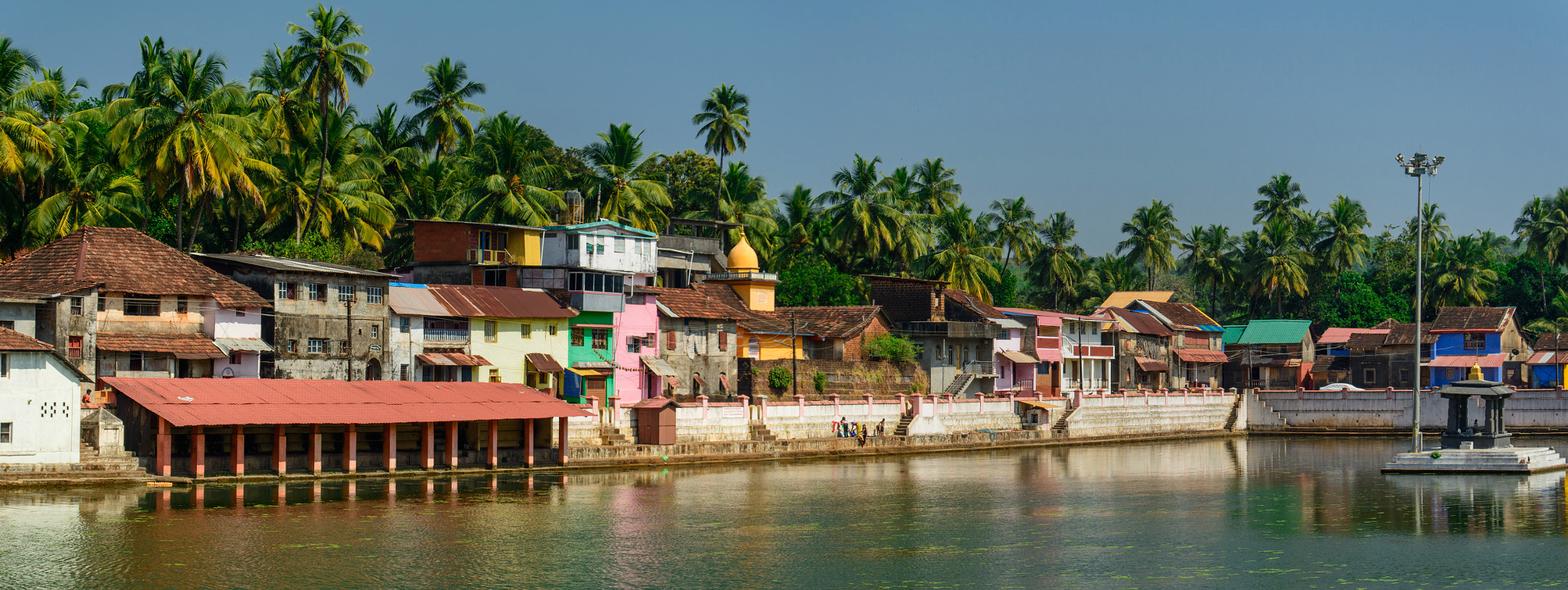 Sigma 28-300mm F3.5-6.3 DG Macro sample photo. Gokarna sacred pool photography