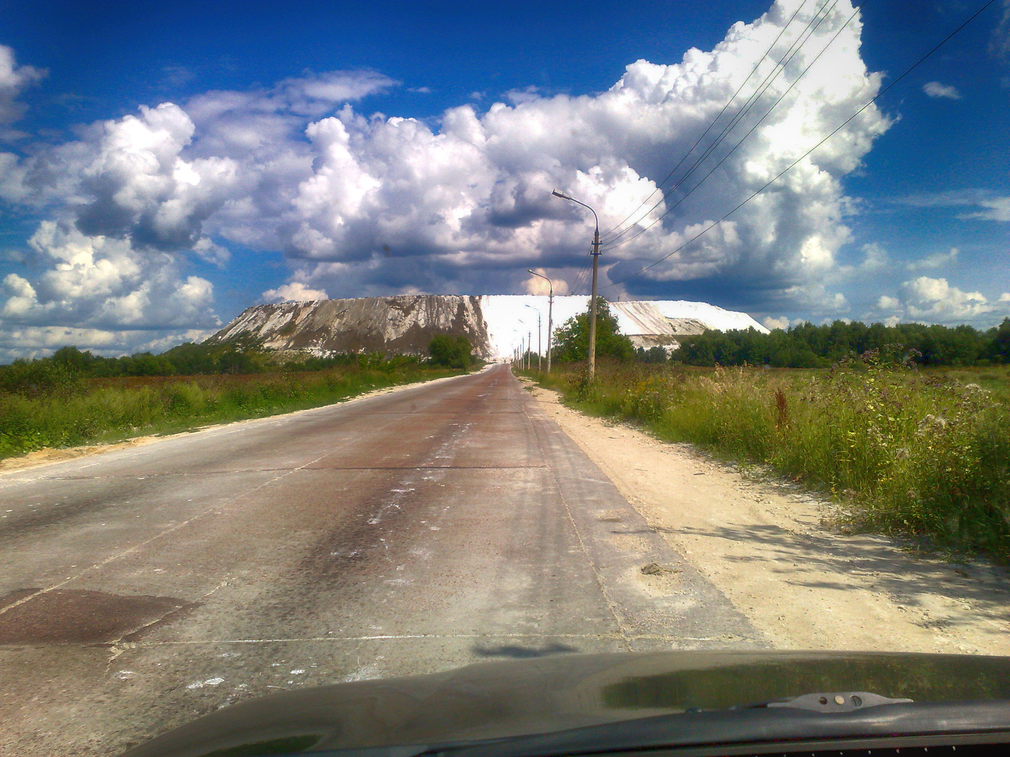 Nokia N95 sample photo. Road to the white hill photography