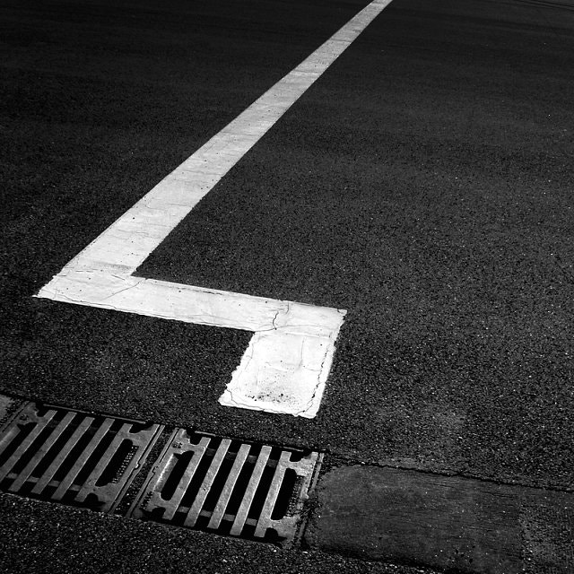 Samsung VLUU NV10, NV10 sample photo. The line photography