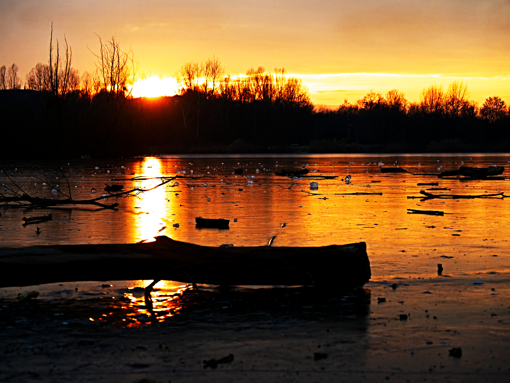 Panasonic Lumix G Vario 45-200mm F4-5.6 OIS sample photo. Sonnenuntergang im maudacher bruch photography